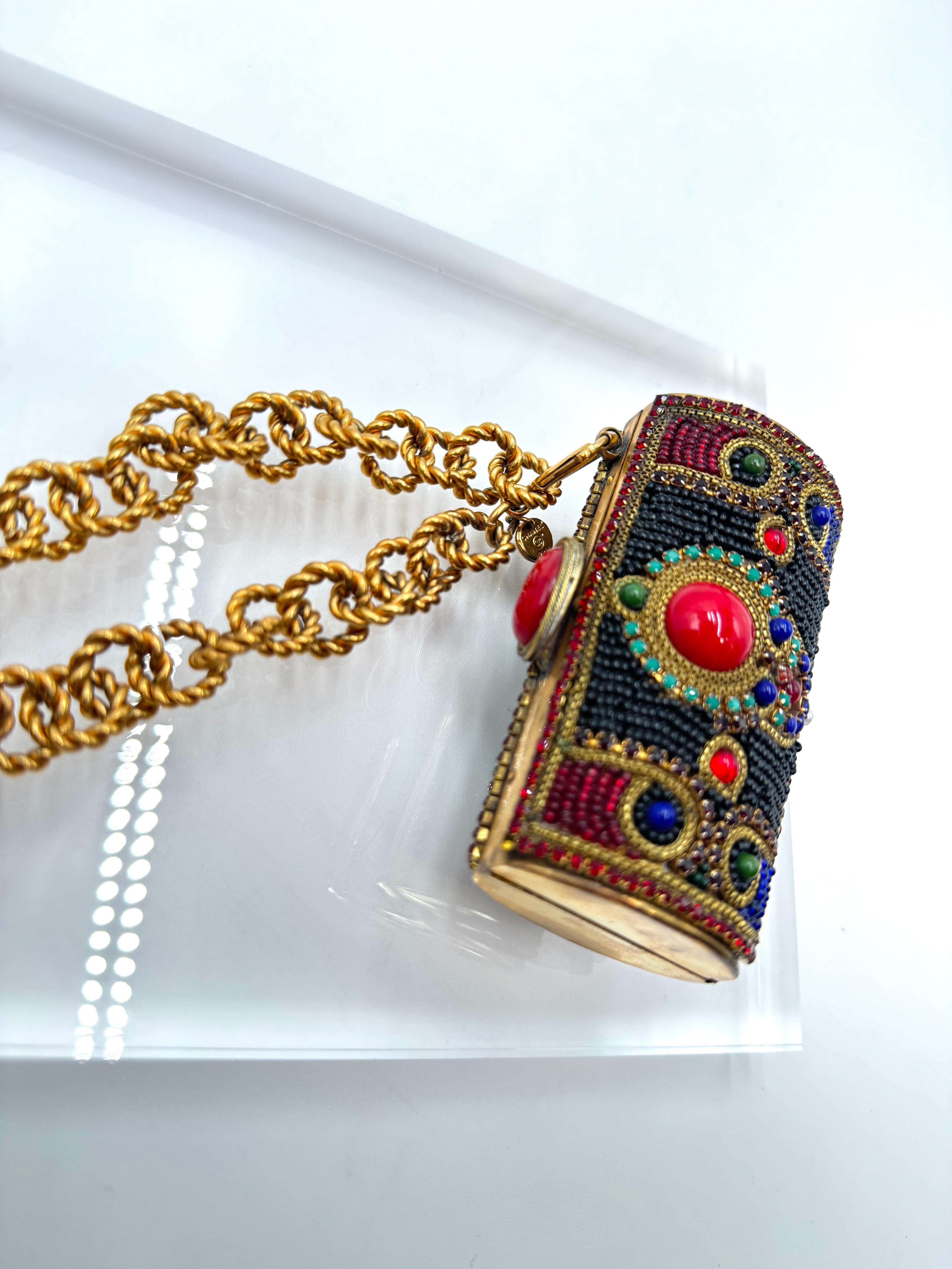 Marrone Chanel 1980, Minaudiere con perline e Jewell Ultra Rara in vendita