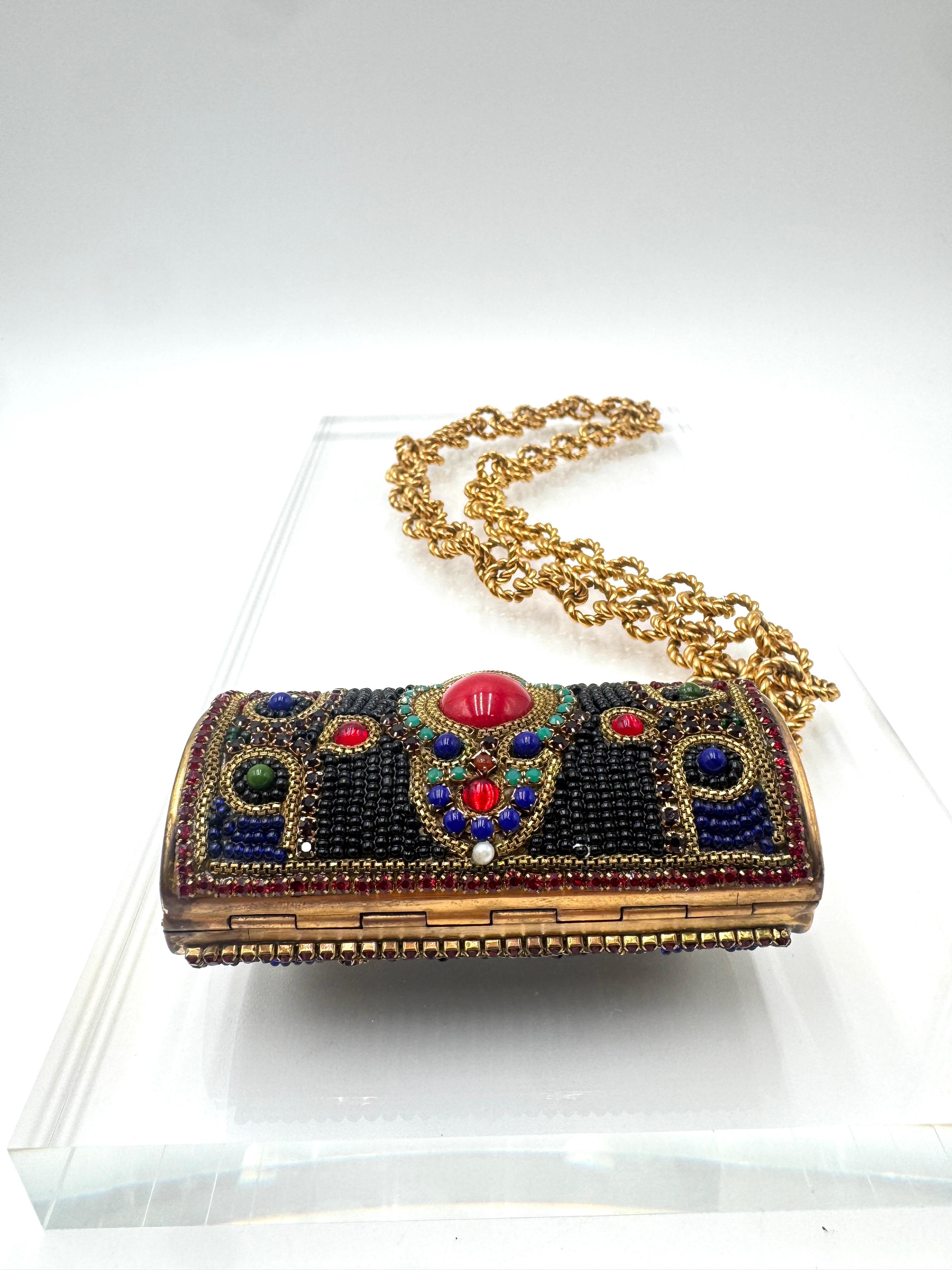Chanel 1980, Minaudiere con perline e Jewell Ultra Rara in vendita 4