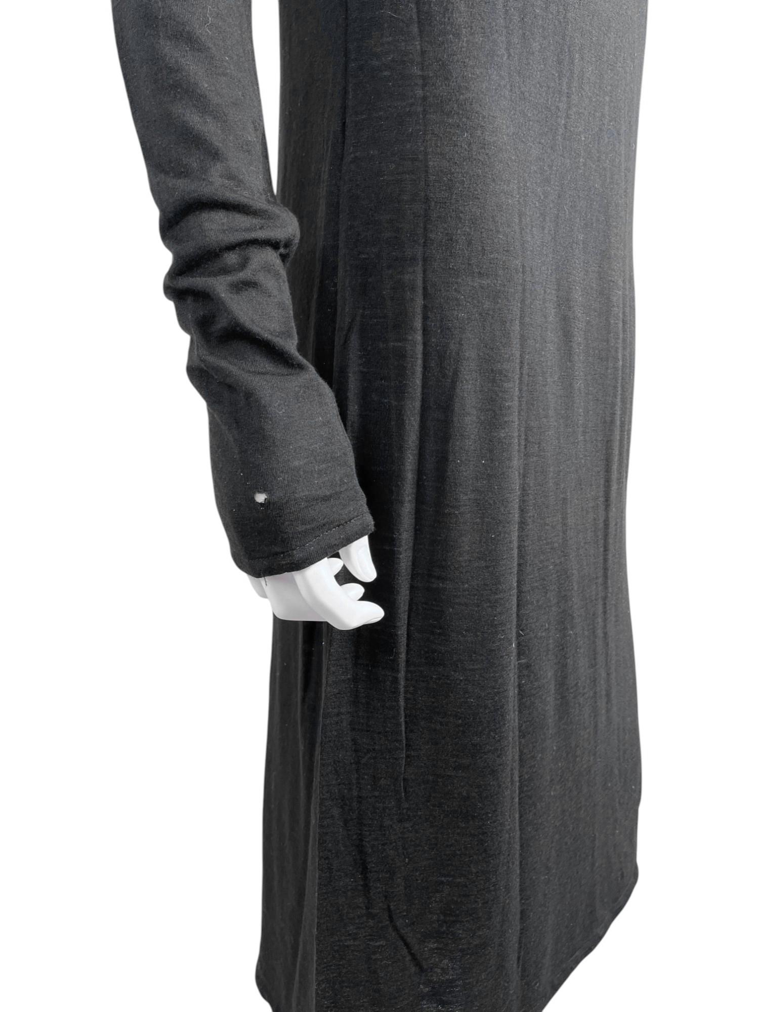 Chanel 1980's Schwarzes Kleid mit Rollkragen und langen Ärmeln im Angebot 1