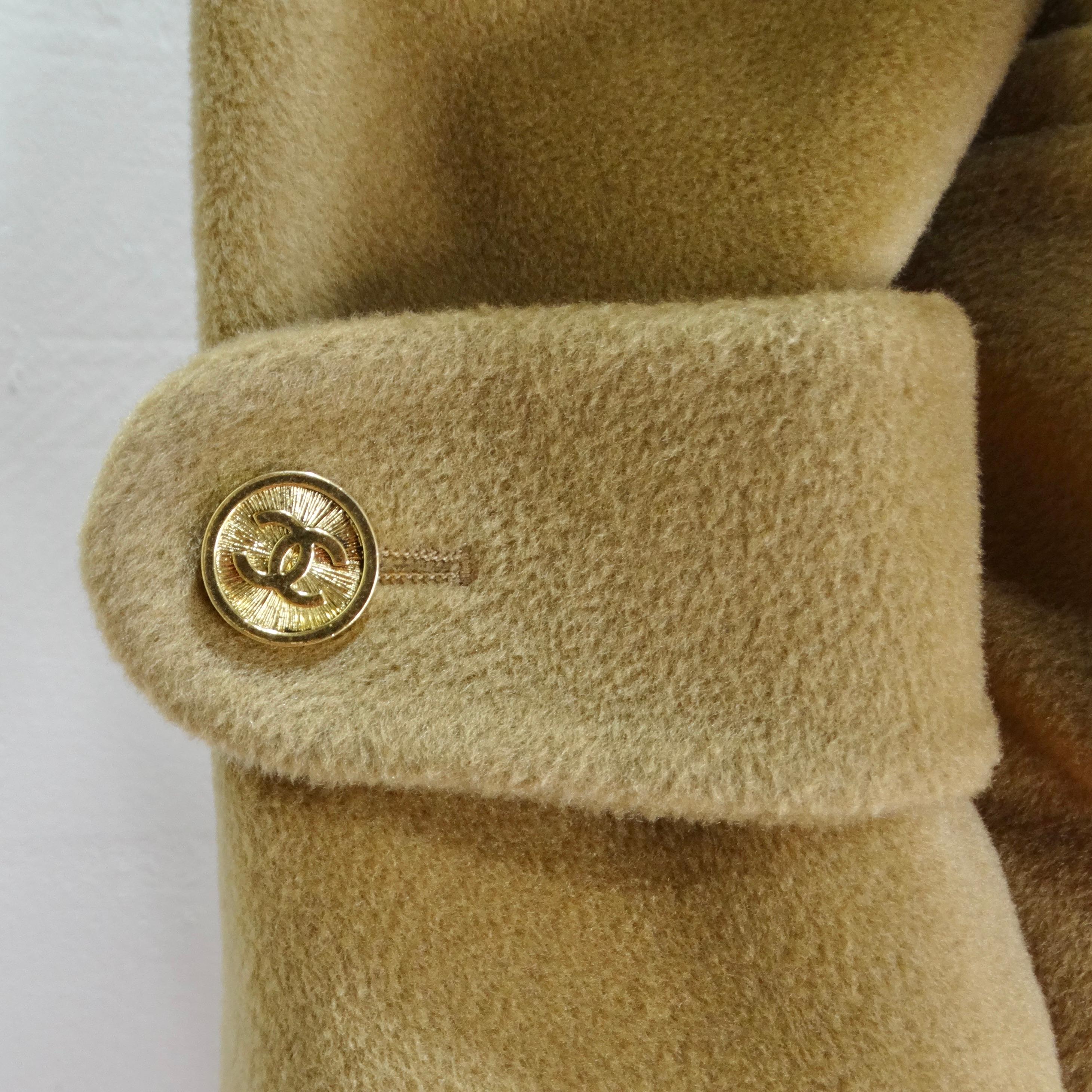 Chanel 1980s Brown Gold Tone Jumbo Button Blazer In Excellent Condition In Scottsdale, AZ