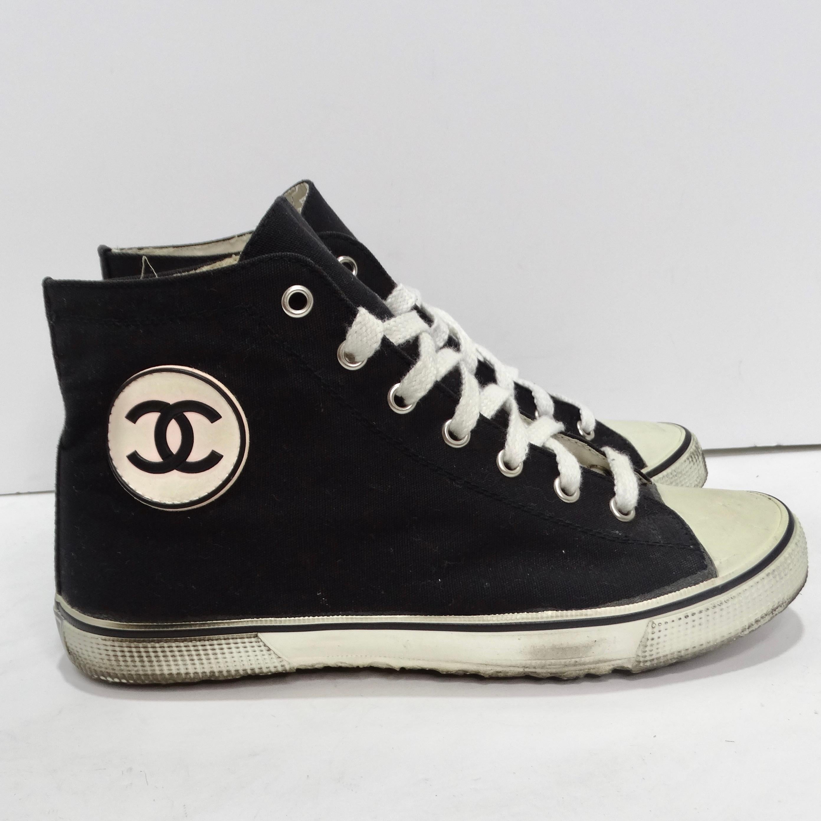 Women's or Men's Chanel 1980s CC Black High Top Sneakers