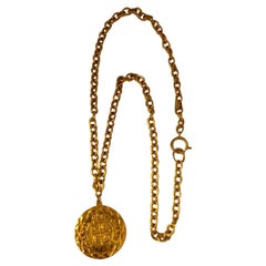 Chanel 1980s Gold Pendant Necklace