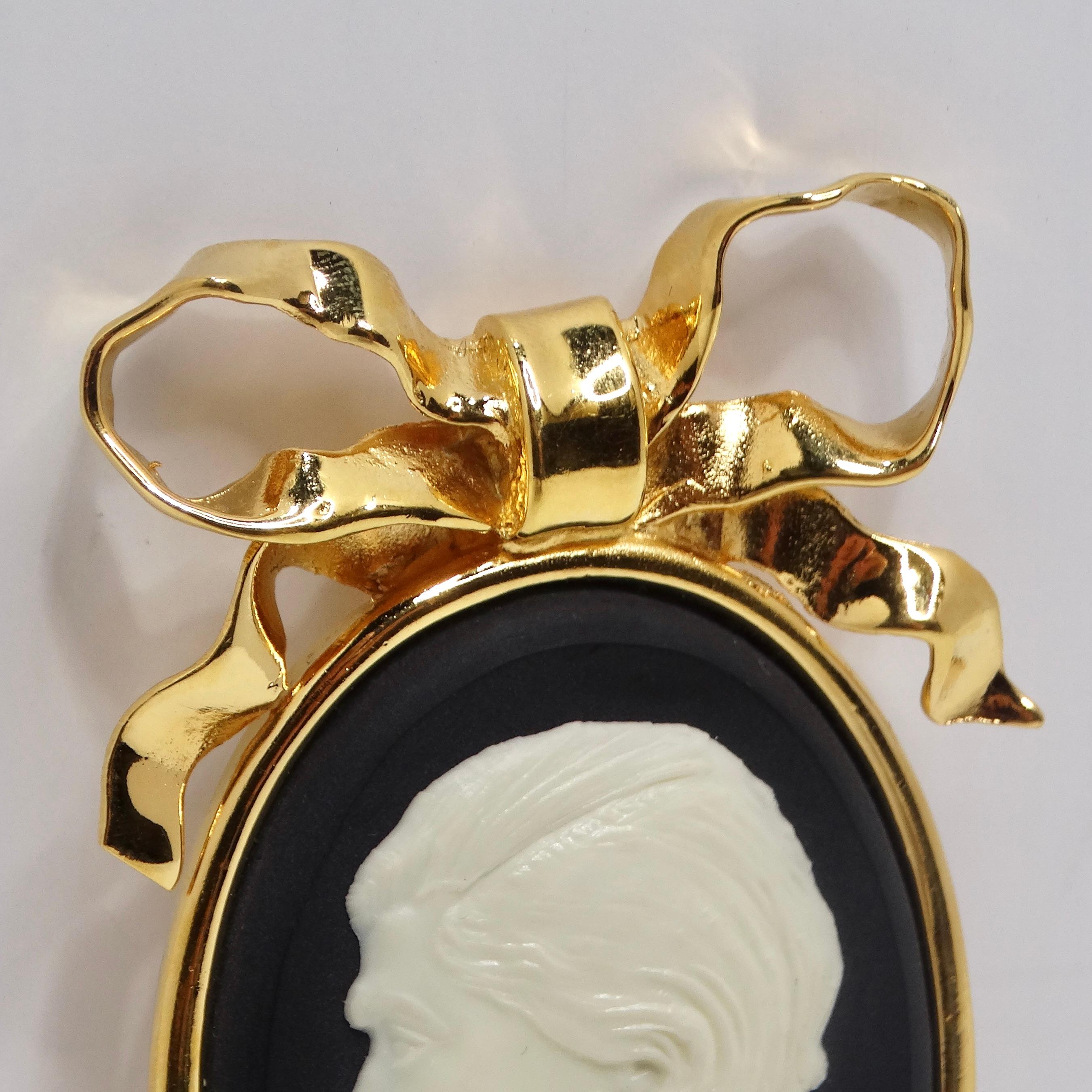 Chanel 1980s Gold Tone Cameo Brooch In Excellent Condition For Sale In Scottsdale, AZ