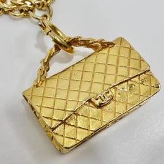 Chanel 1980s Gold Ton Klappe Tasche Halskette