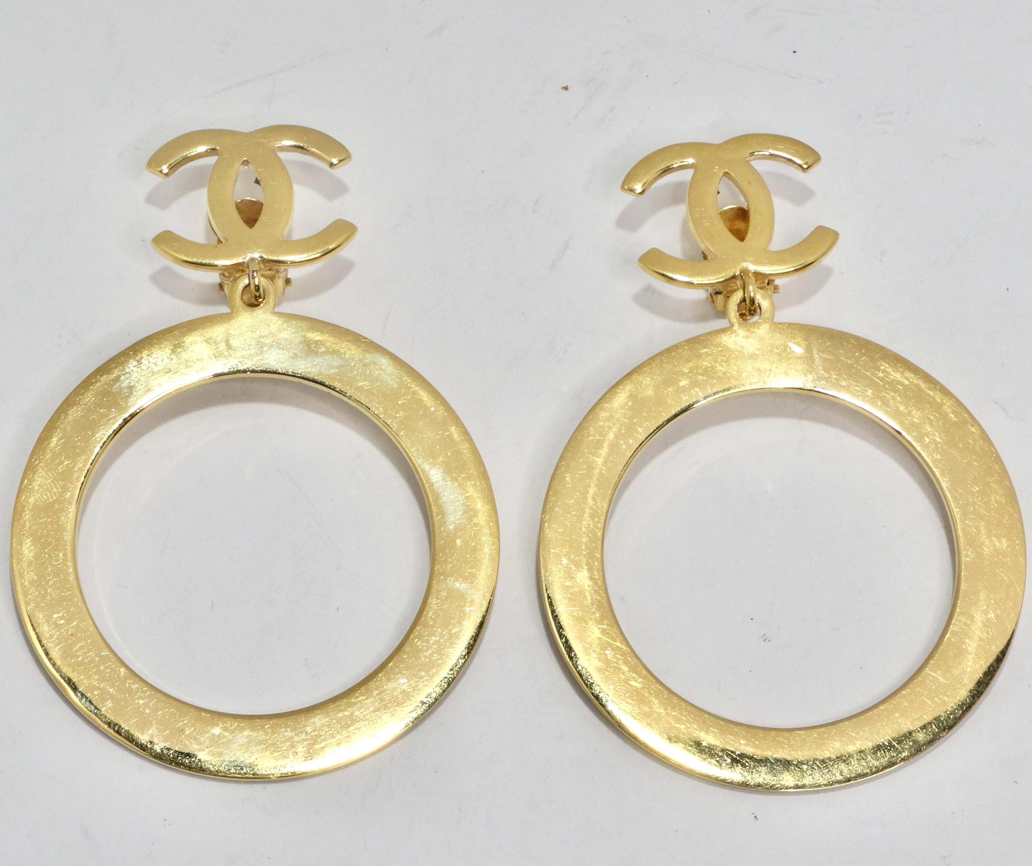 Chanel 1980s Gold Tone Logo Jumbo Hoop Earrings In Good Condition For Sale In Scottsdale, AZ