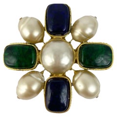 Chanel 1980s Gripoix Glass Pearl Brooch