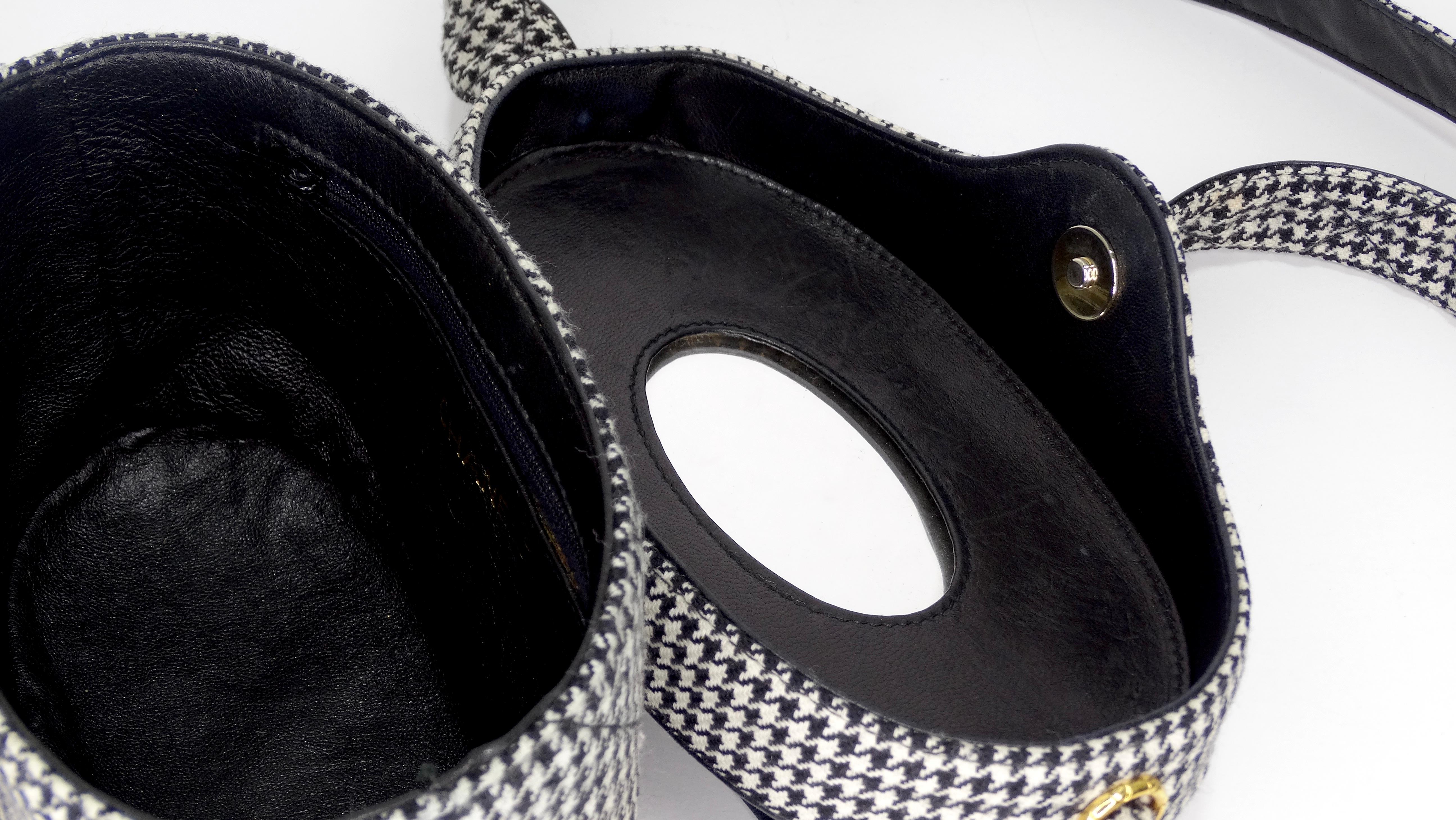 Black Chanel 1980s Houndstooth Camera Bag