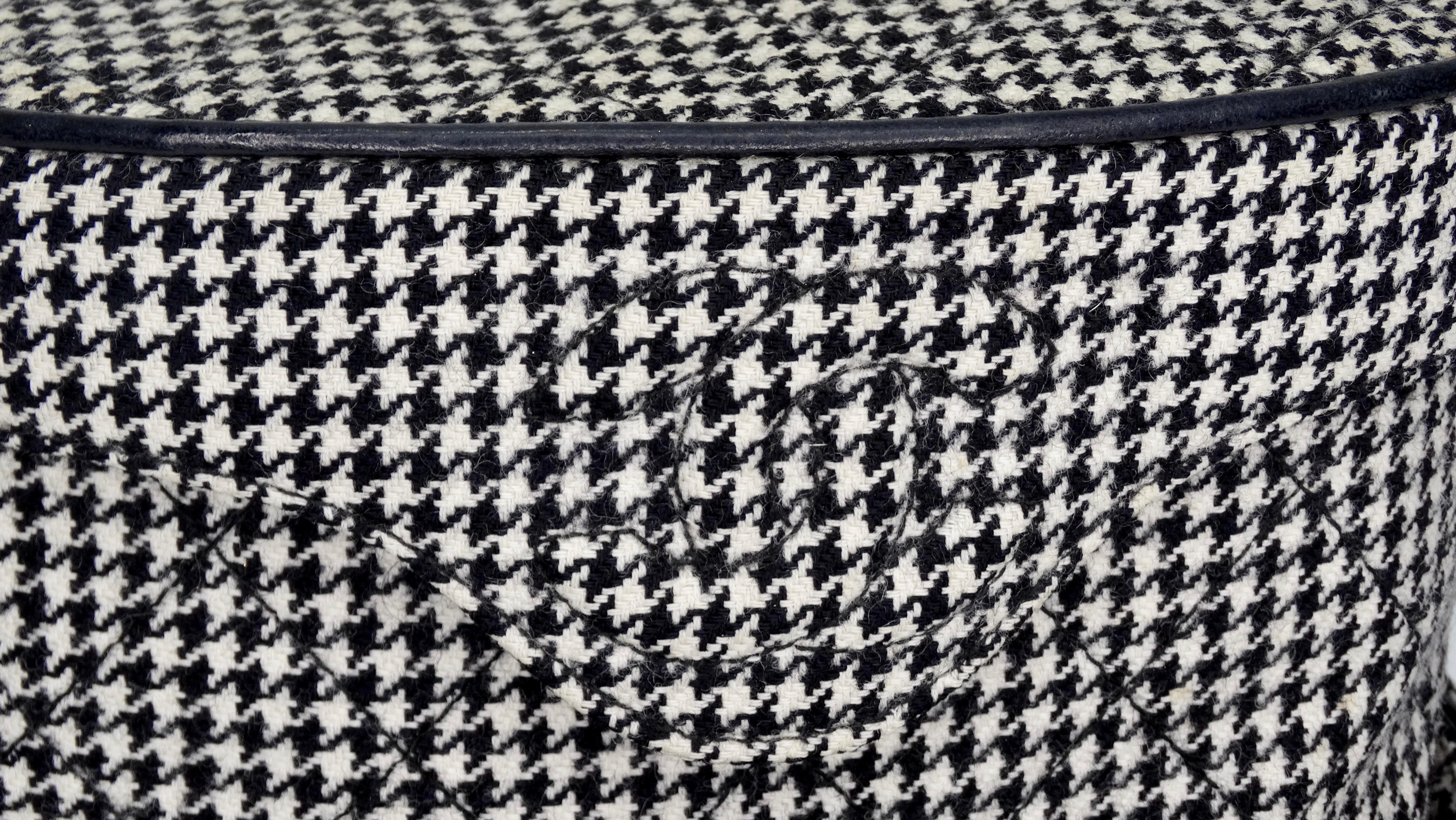Chanel 1980s Houndstooth Camera Bag In Good Condition In Scottsdale, AZ