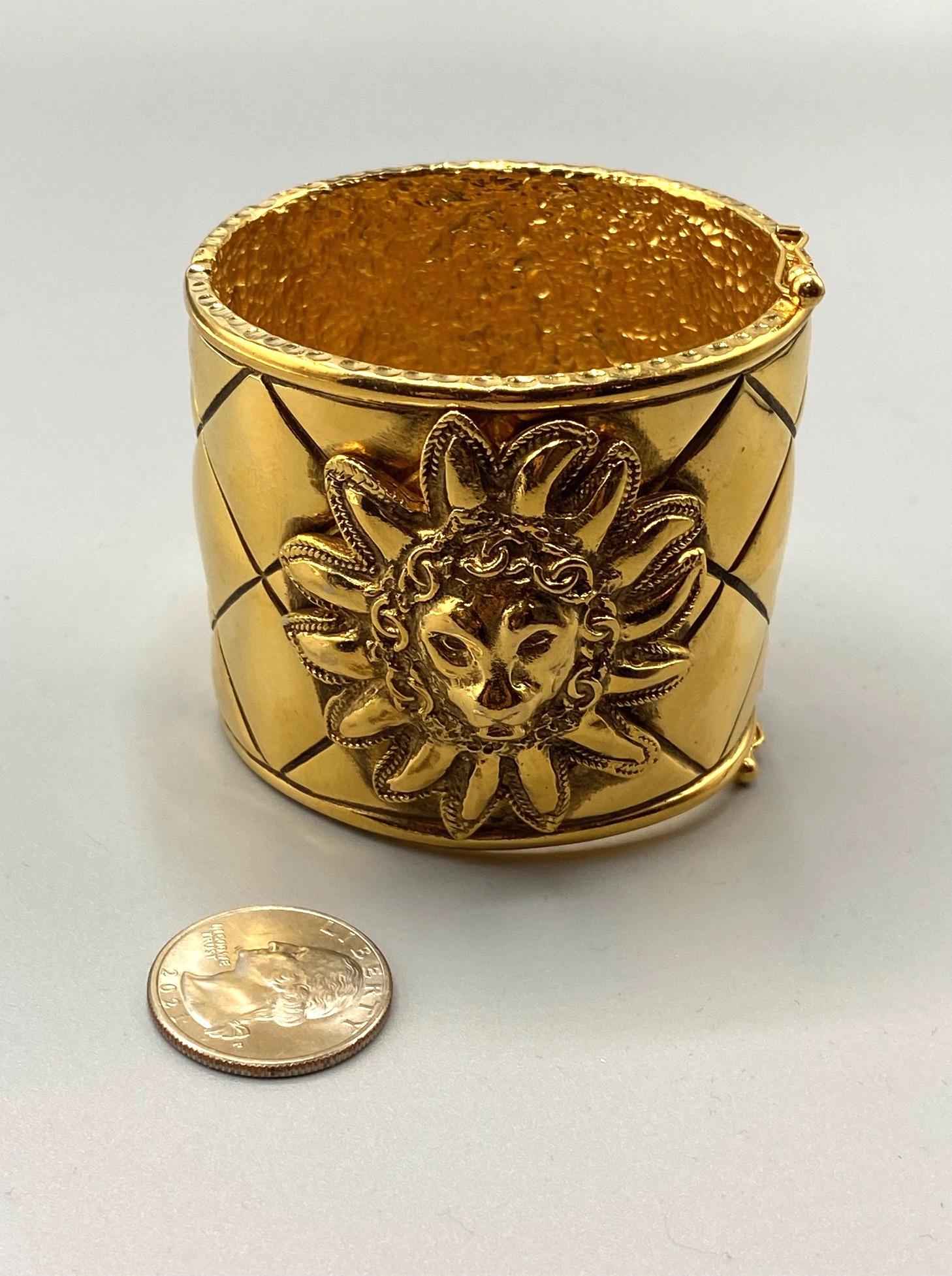Chanel 1980s Iconic Gold Lion Face Cuff by Robert Goosens In Good Condition For Sale In New York, NY