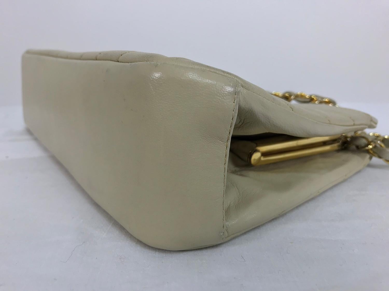Chanel 1980s Ivory Chevron Kiss Lock Center Chain Handle Bag 8