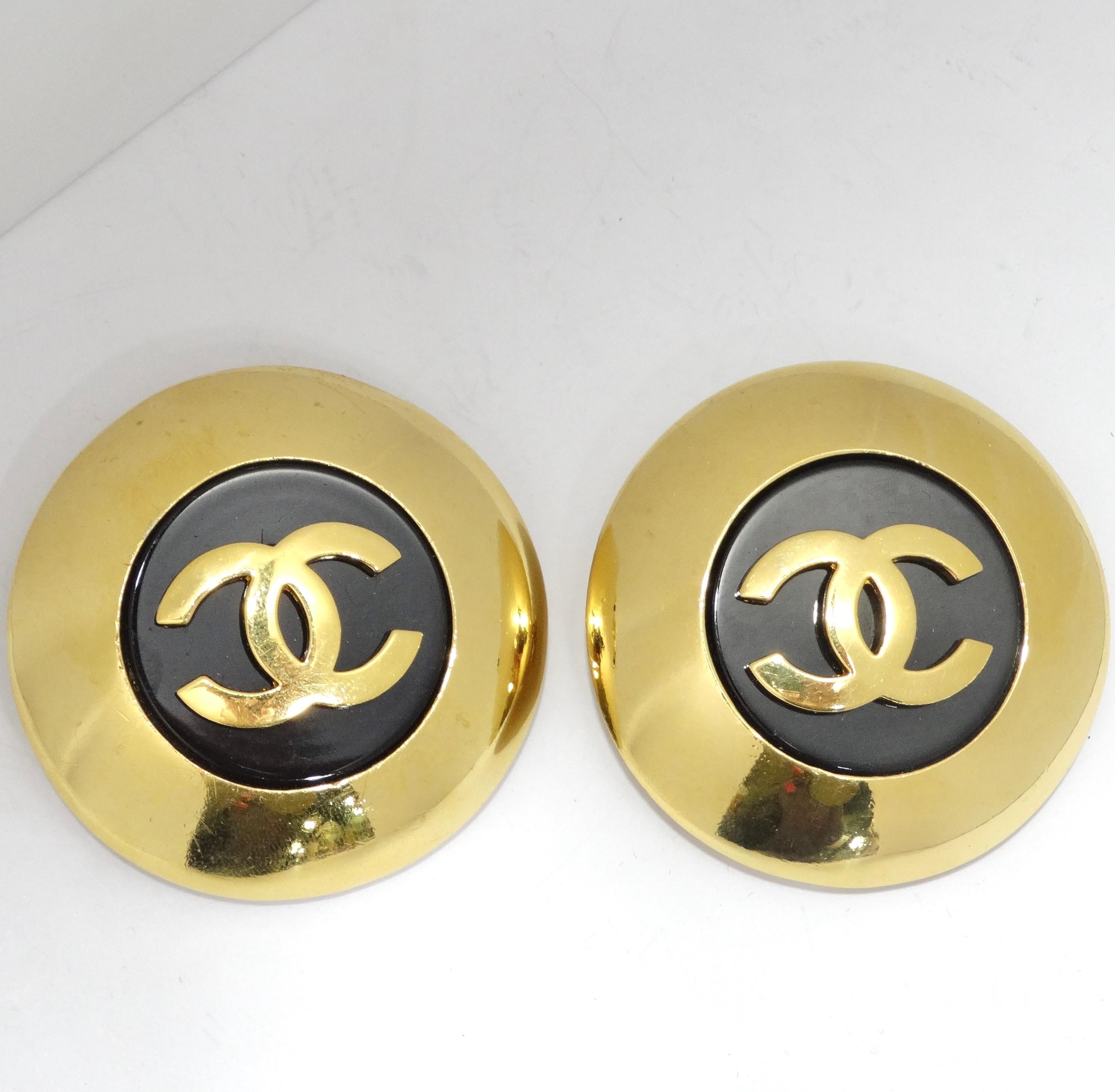 Women's or Men's Chanel 1980s Jumbo Gold Plated Black CC Logo Clip On Earrings For Sale