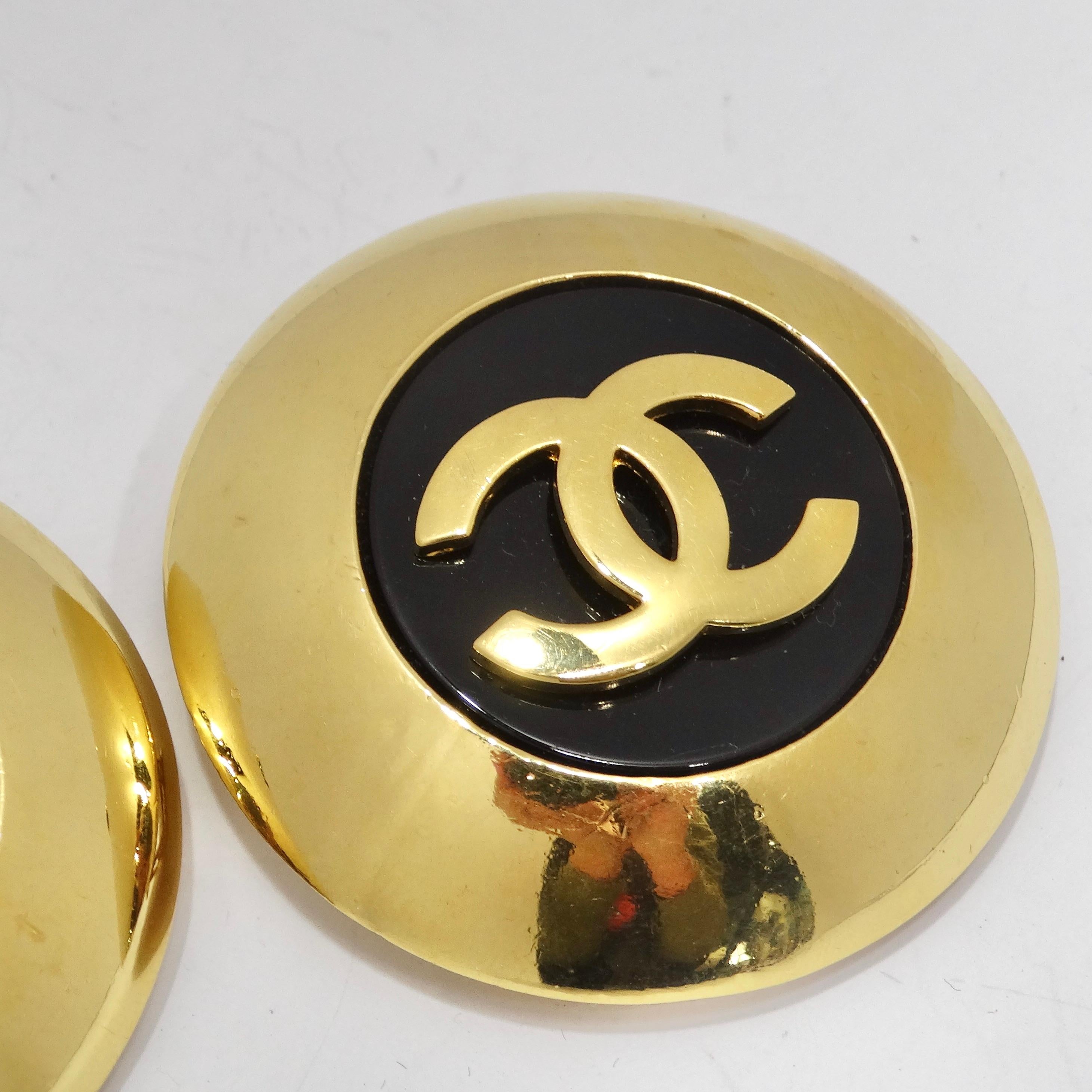Chanel 1980s Jumbo Gold Plated Black CC Logo Clip On Earrings For Sale 1
