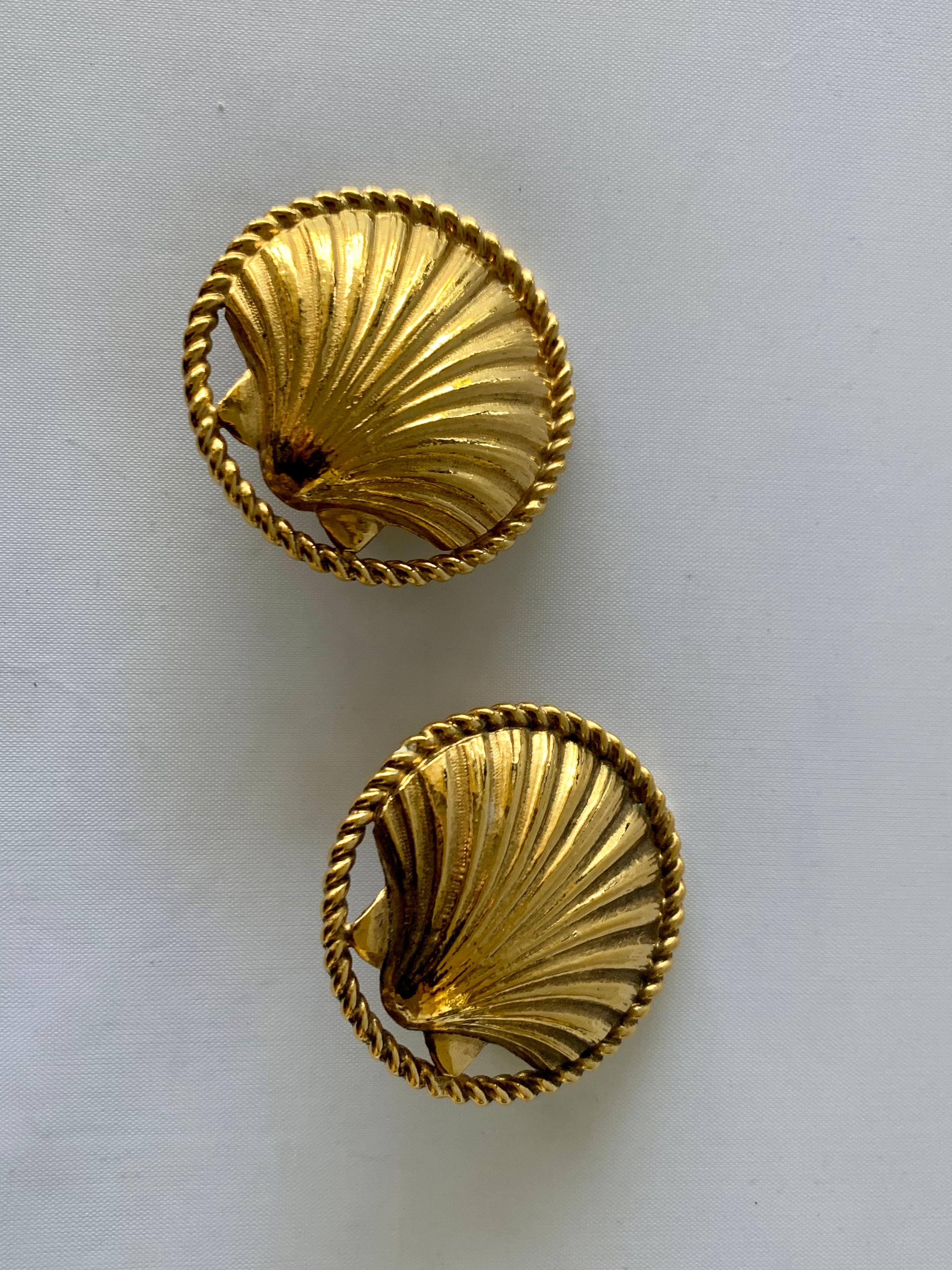 vintage shell earrings