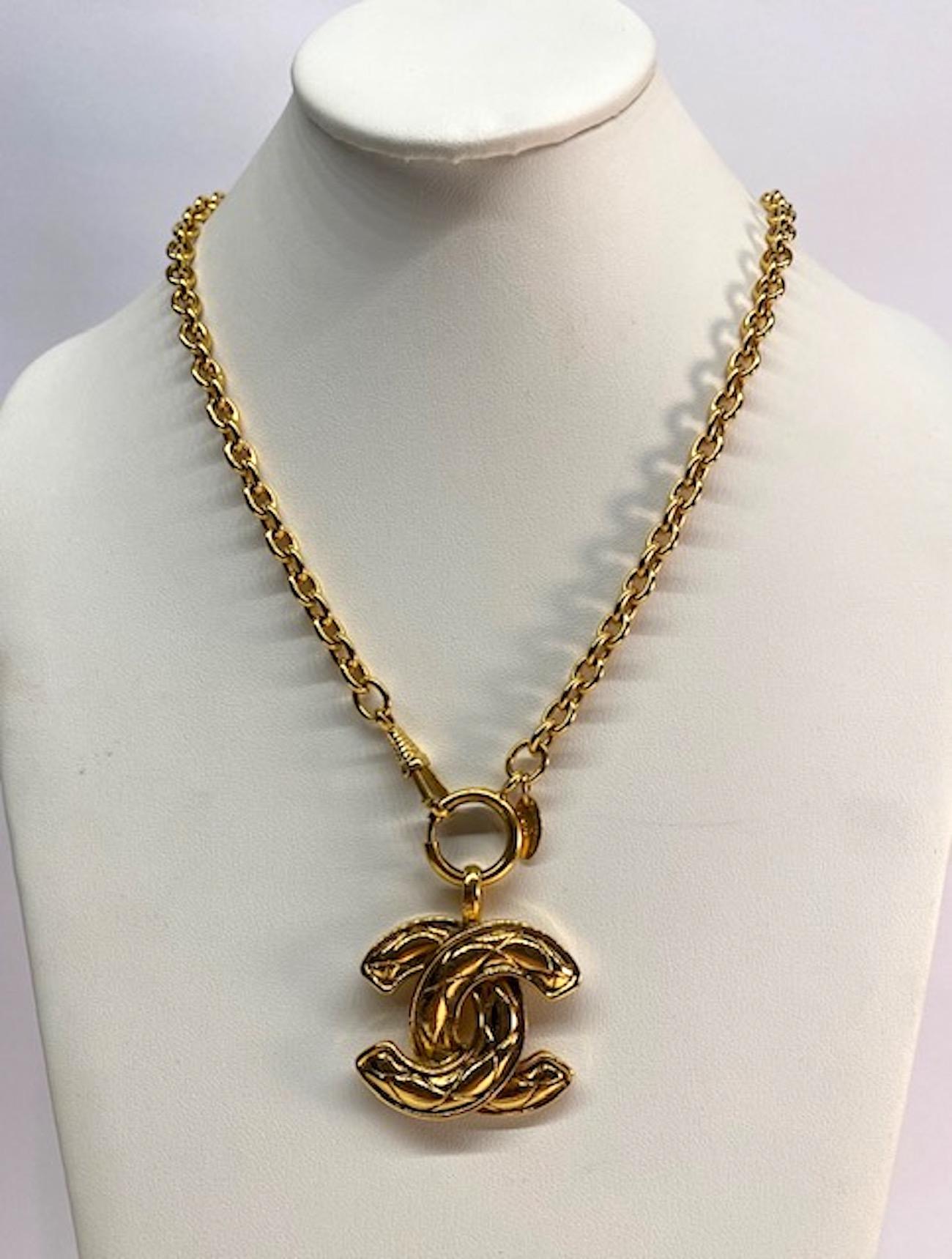 Chanel 1980s Long CC Logo Pendant Necklace In Good Condition In New York, NY