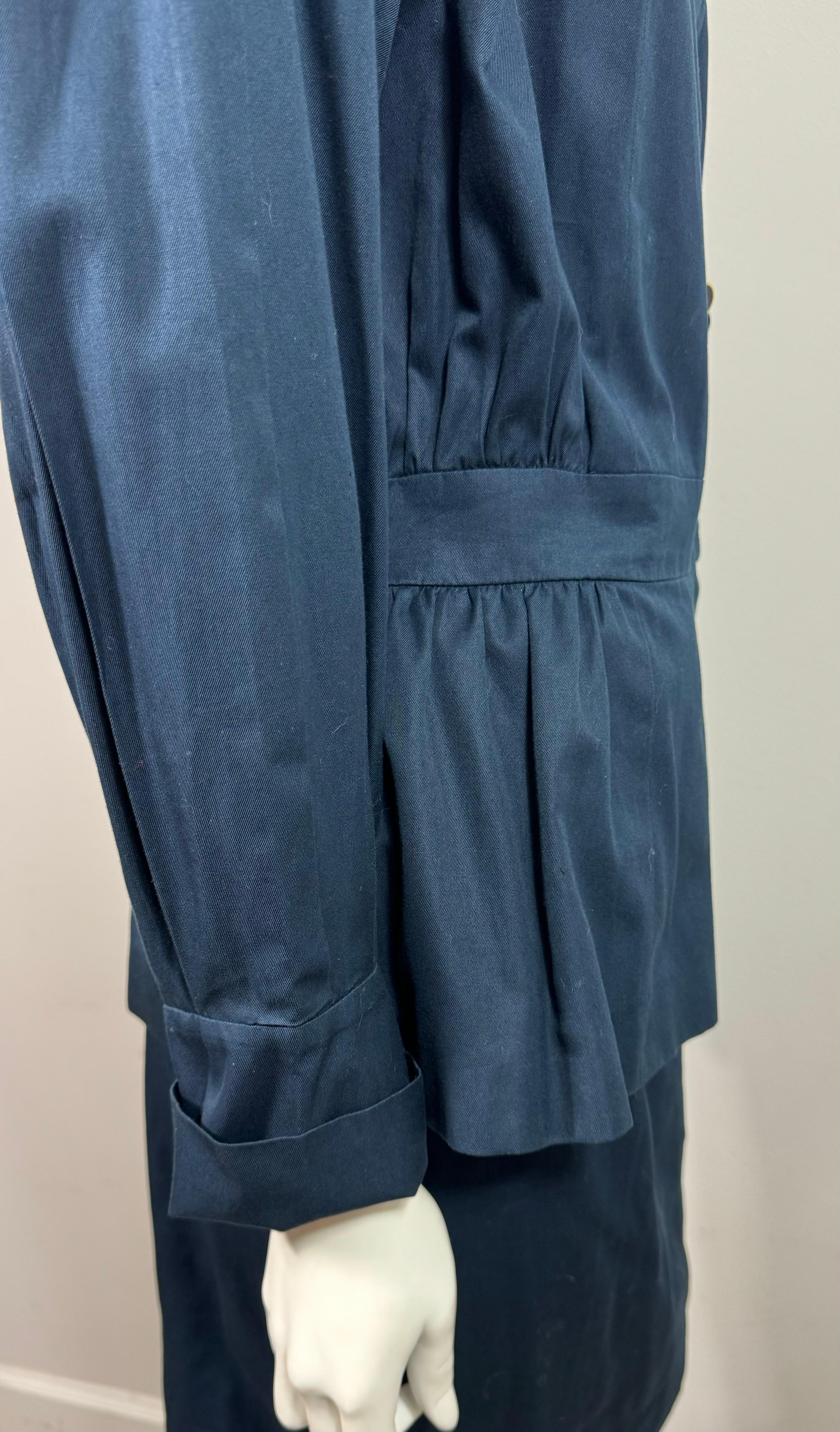 Tailleur jupe à taille cintrée en coton bleu marine Chanel des années 1980, taille 38 en vente 13