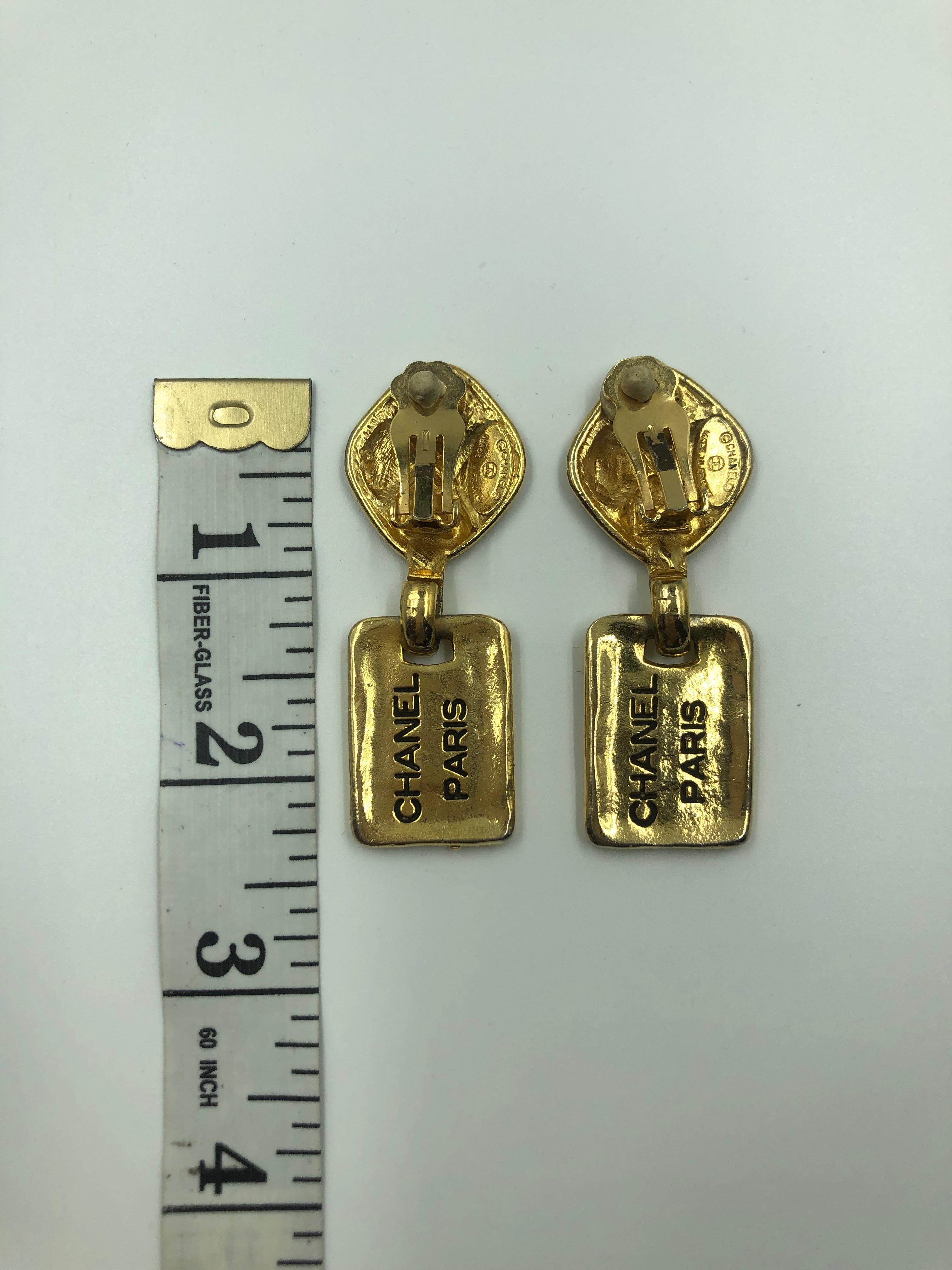 Chanel 1980's Paris Stamped Gold Tone Drop Earrings 3