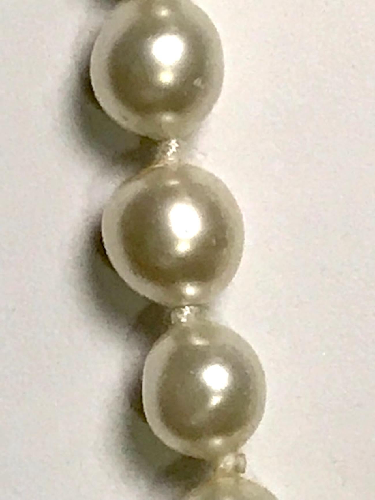 Chanel 1980s Pearl with Gold and Rhinestone Accent Necklace 4