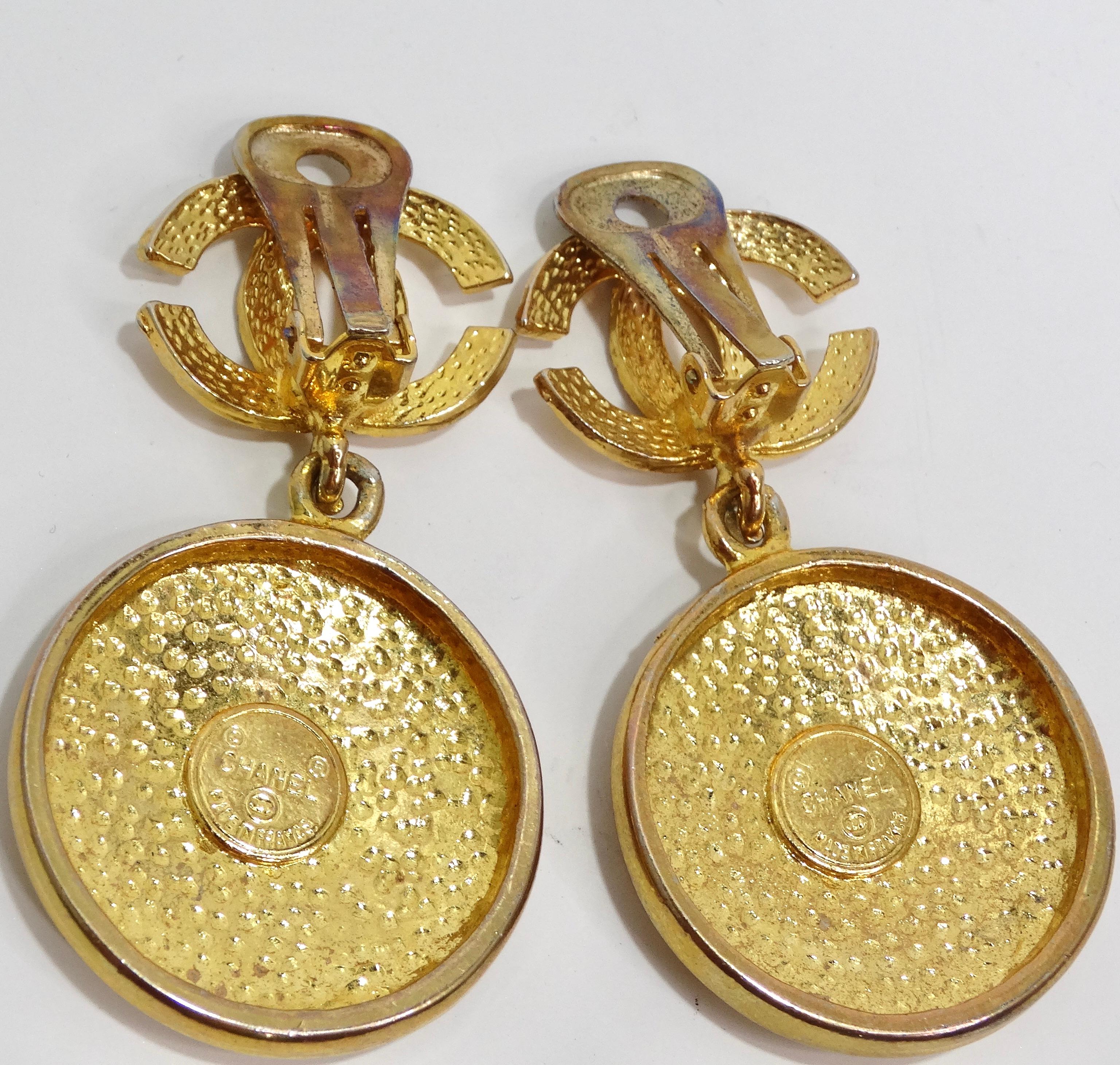 Chanel 1980s Textured Gold Tone Clip On Earrings 1
