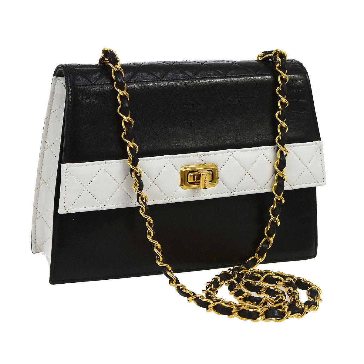Chanel 1989 Two Tone Black and White Vintage Flap Bag For Sale 9