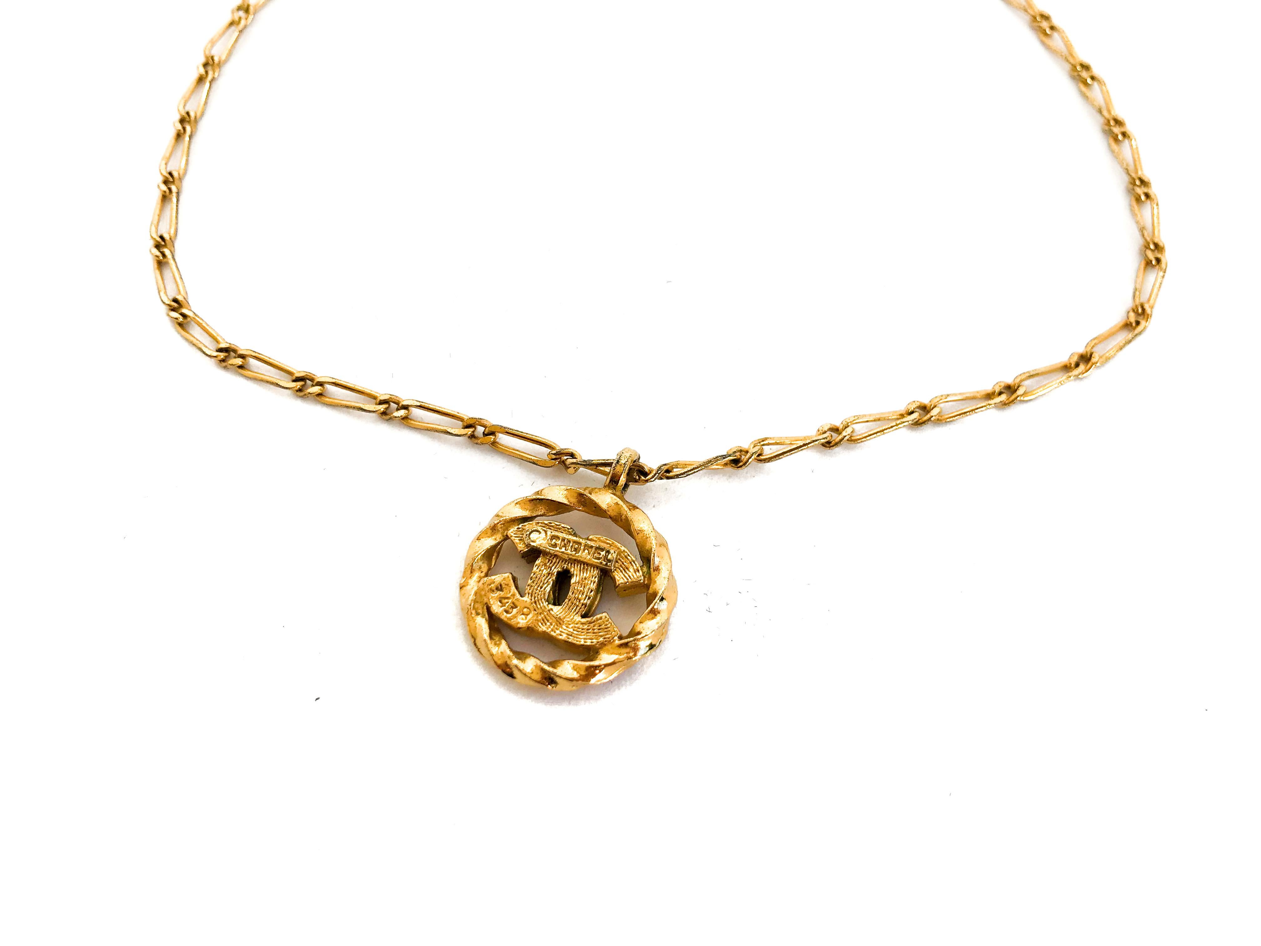 Contemporary Chanel 1980s Vintage CC Delicate Necklace