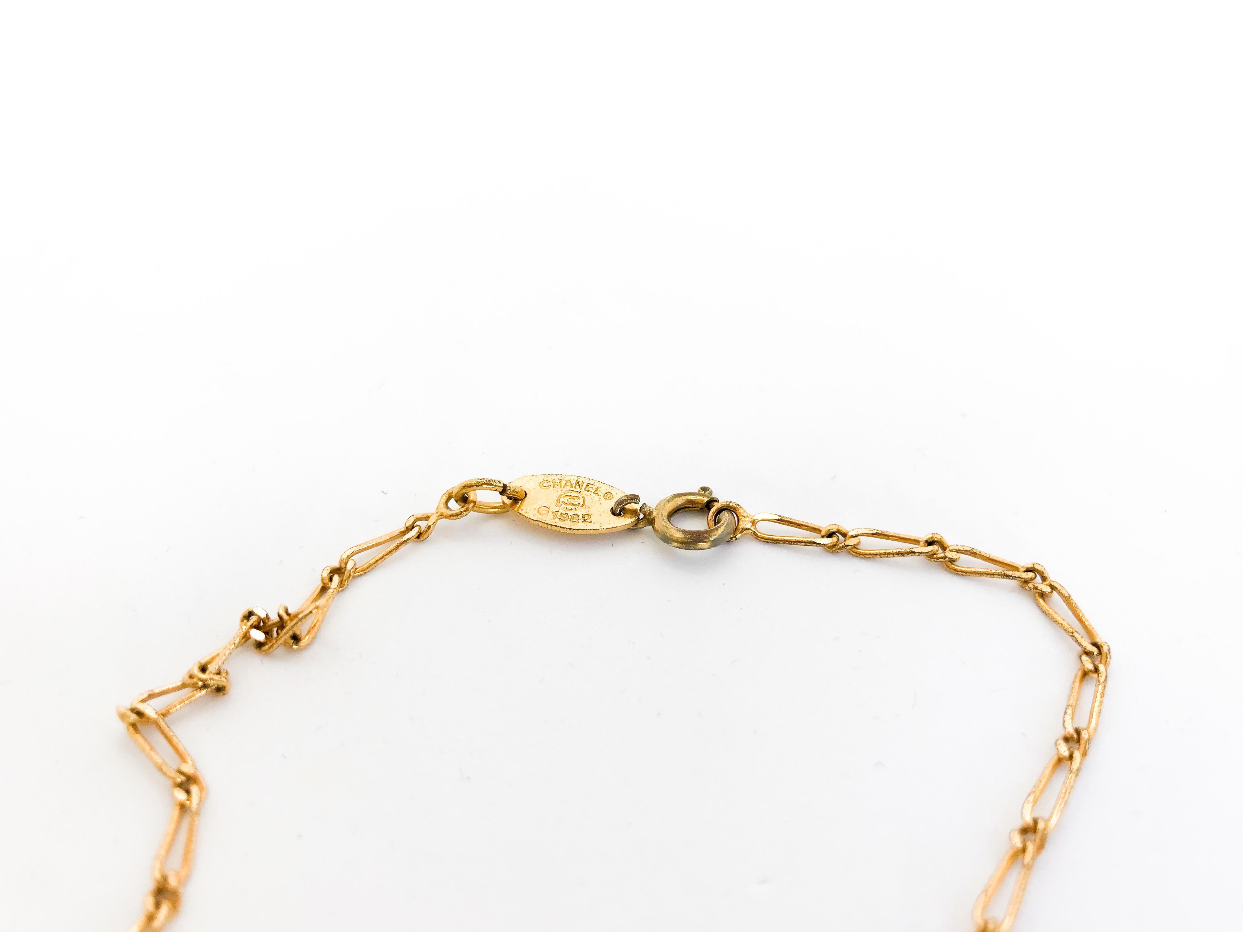 Chanel 1980s Vintage CC Delicate Necklace In Good Condition In London, GB