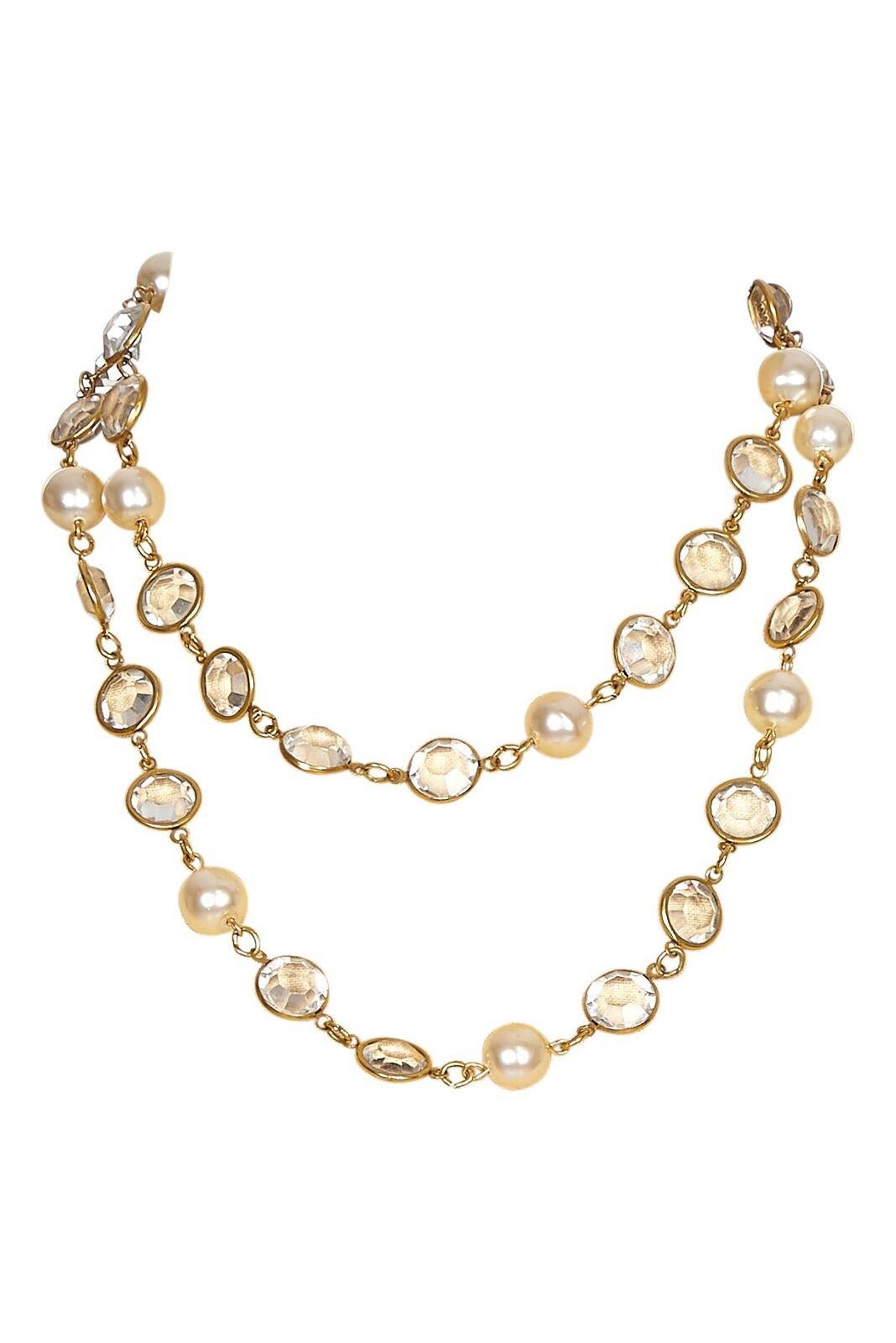 Chanel 1981 Gold Tone Crystal and Pearl Sautoir Necklace In Excellent Condition In London, GB