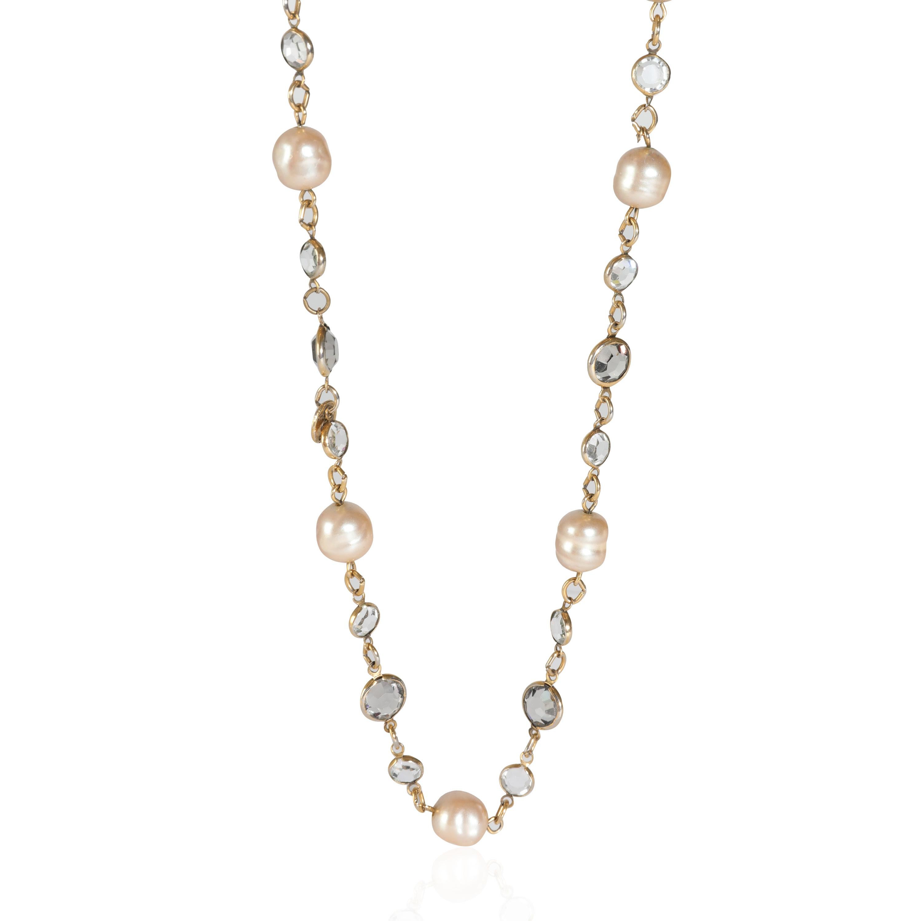 Women's Chanel 1981 Vintage Gripoix Necklace in Gold Plated For Sale