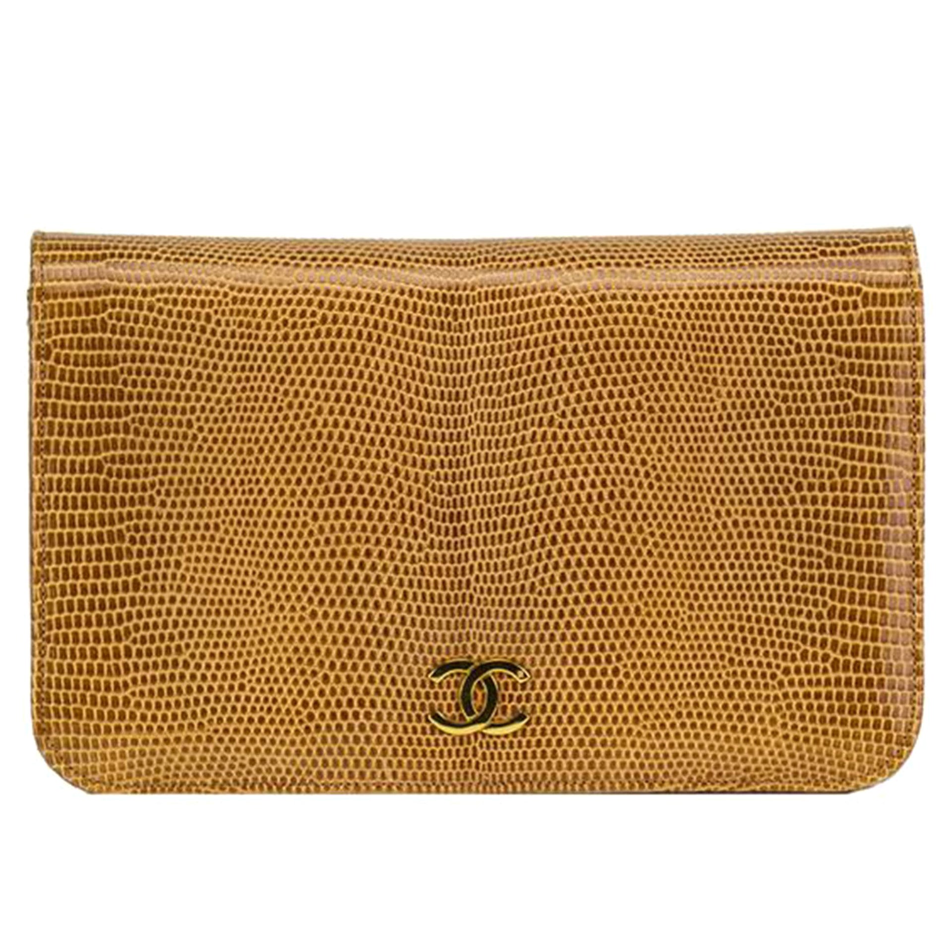 Chanel 1986 Klappe mit Henkel oben Handle Clutch Exotic Convertible Karamel Eidechsenhaut Tasche (Braun) im Angebot