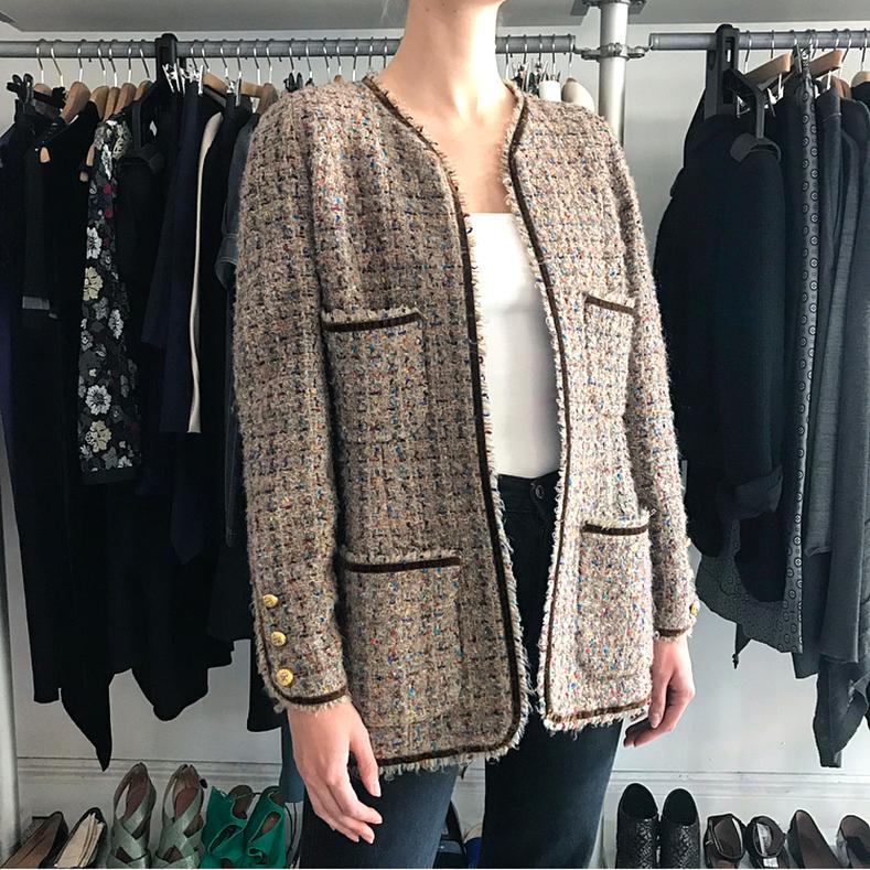 Chanel 1986 Vintage Brown Tweed Jacket with Gold CC Buttons - 42 / 10 For Sale 4