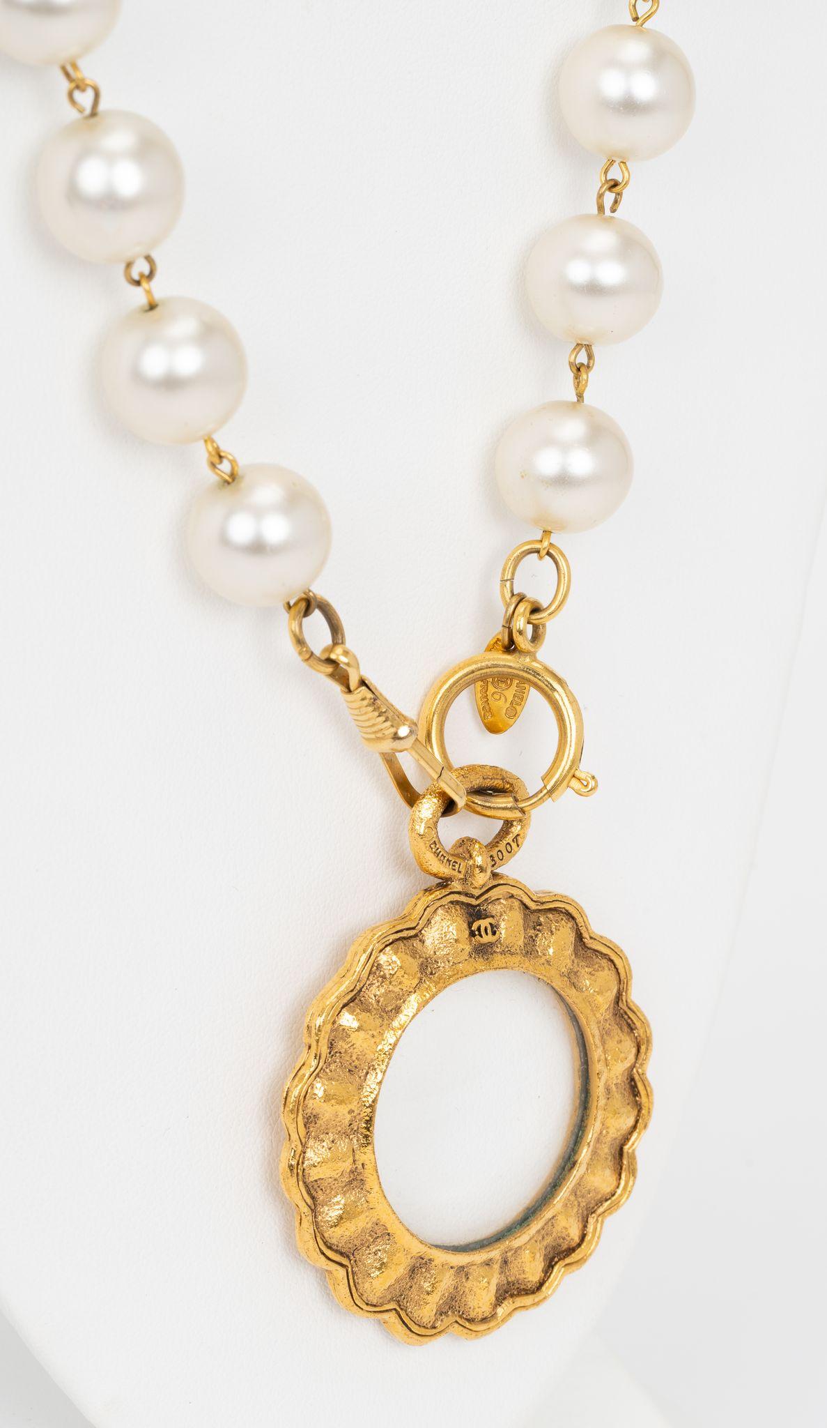 Bead Chanel 1987 Pearl Magnifier Necklace For Sale