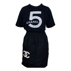Chanel 1987 Vintage Black Cotton No.5 T-Shirt