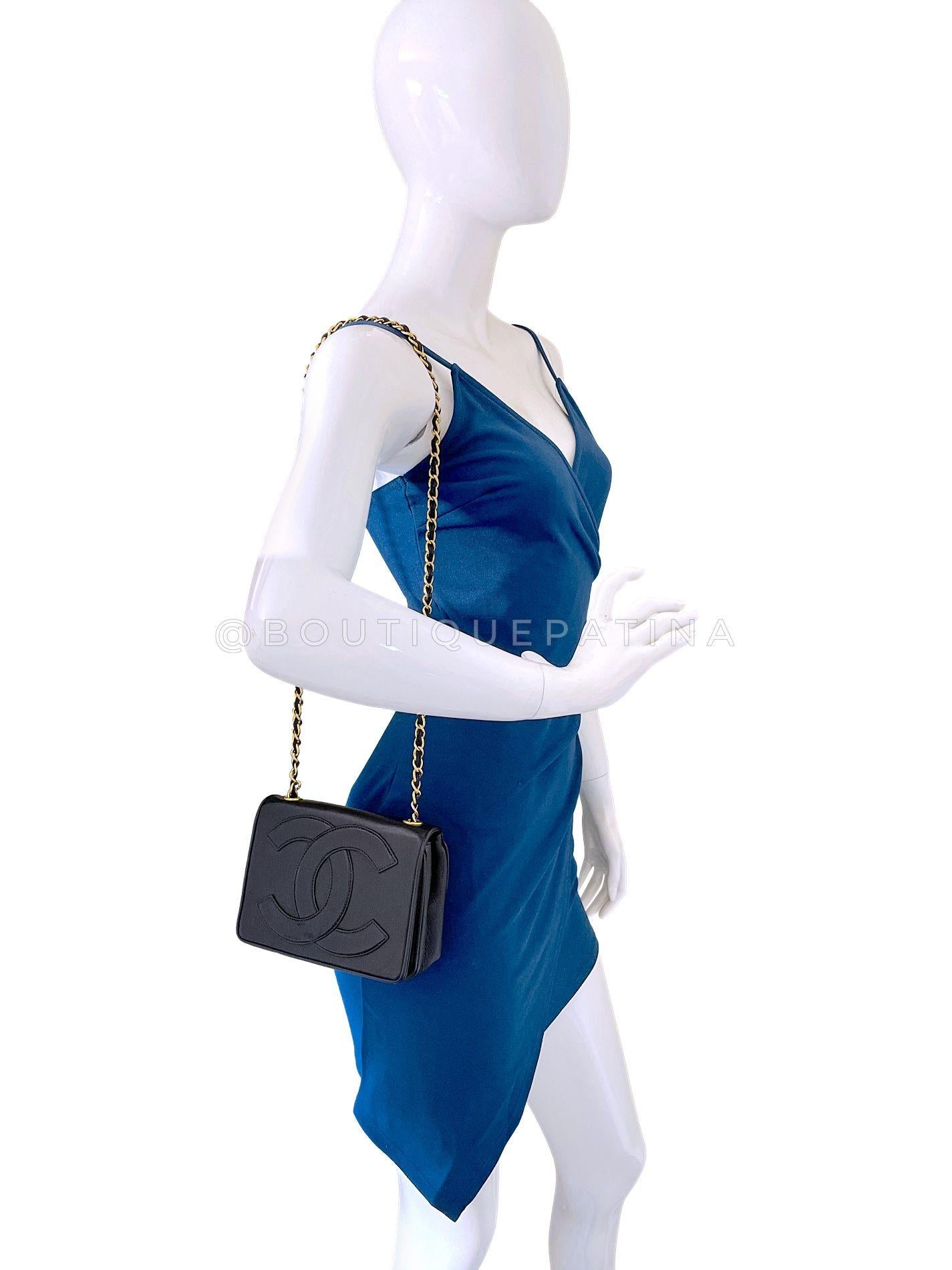Chanel 1987 Vintage Negro Logo Gigante Mini Flap Bag 24k GHW 69047 en venta 11