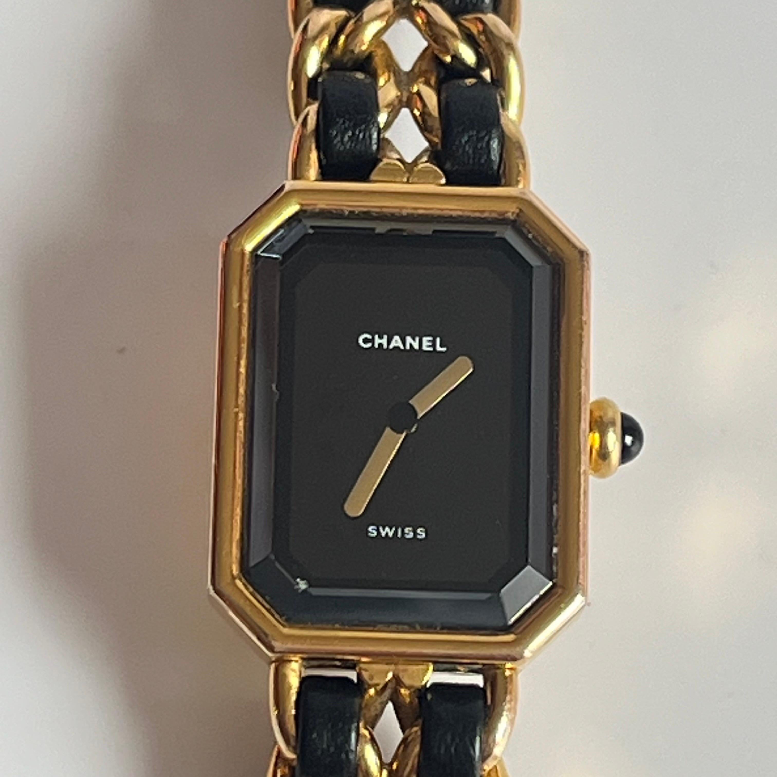 CHANEL 1987 Vintage PREMIERE Watch L Black Leather and 24KT Yellow Gold Plated For Sale 6
