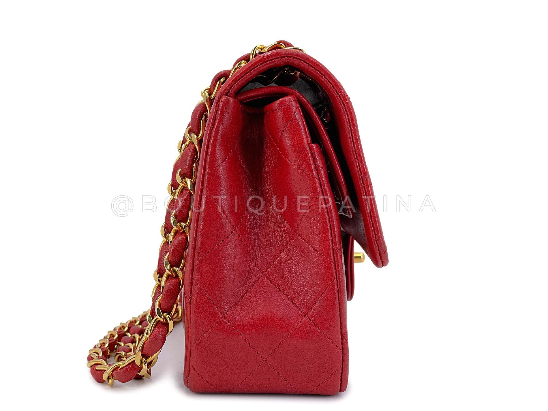 Chanel 1988 Vintage Red Small Classic Double Flap Bag 24k GHW Lambskin 68032 In Excellent Condition For Sale In Costa Mesa, CA