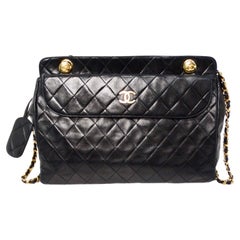 Chanel 1989 Interlocking CC Quilted Shiny Lambskin Pocket Shoulder Bag