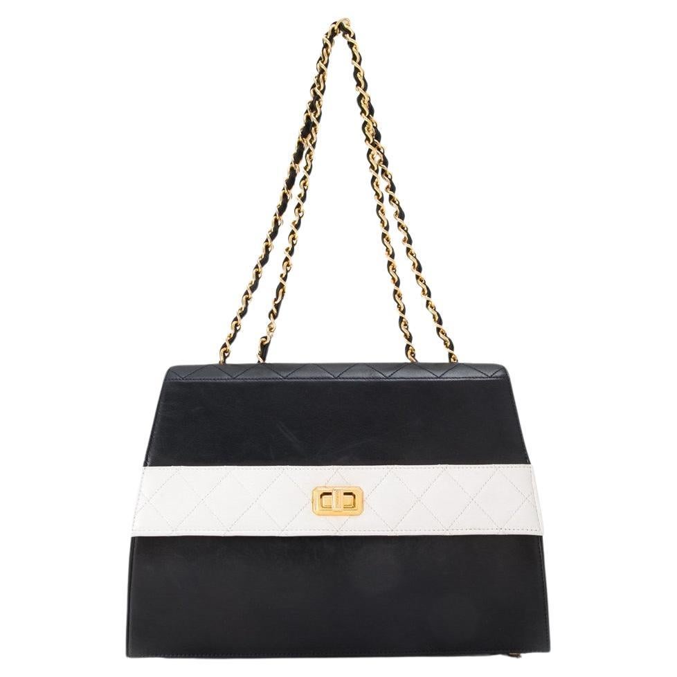Chanel 1989 Bolso Vintage Solapa Bicolor Blanco y Negro
