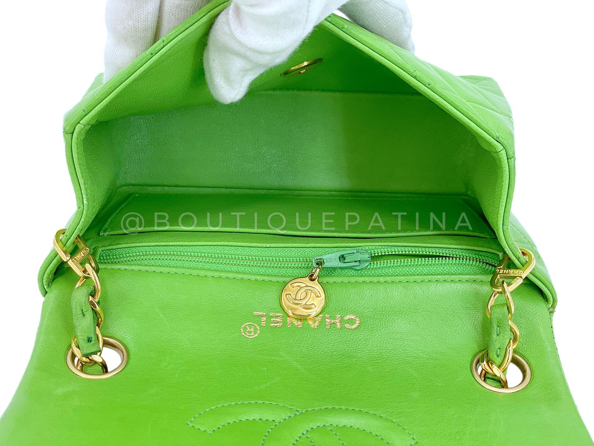 Chanel 1989 Vintage Apple Green Mini Square Flap Bag 24k GHW 68469 For Sale 6