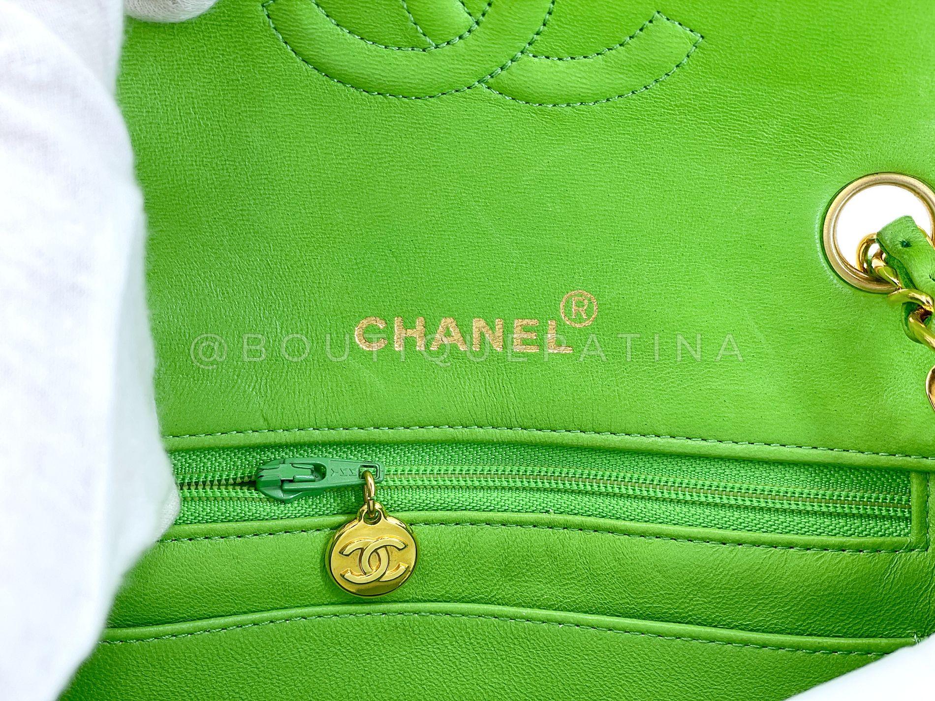 Chanel 1989 Vintage Apple Green Mini Square Flap Bag 24k GHW 68469 For Sale 7
