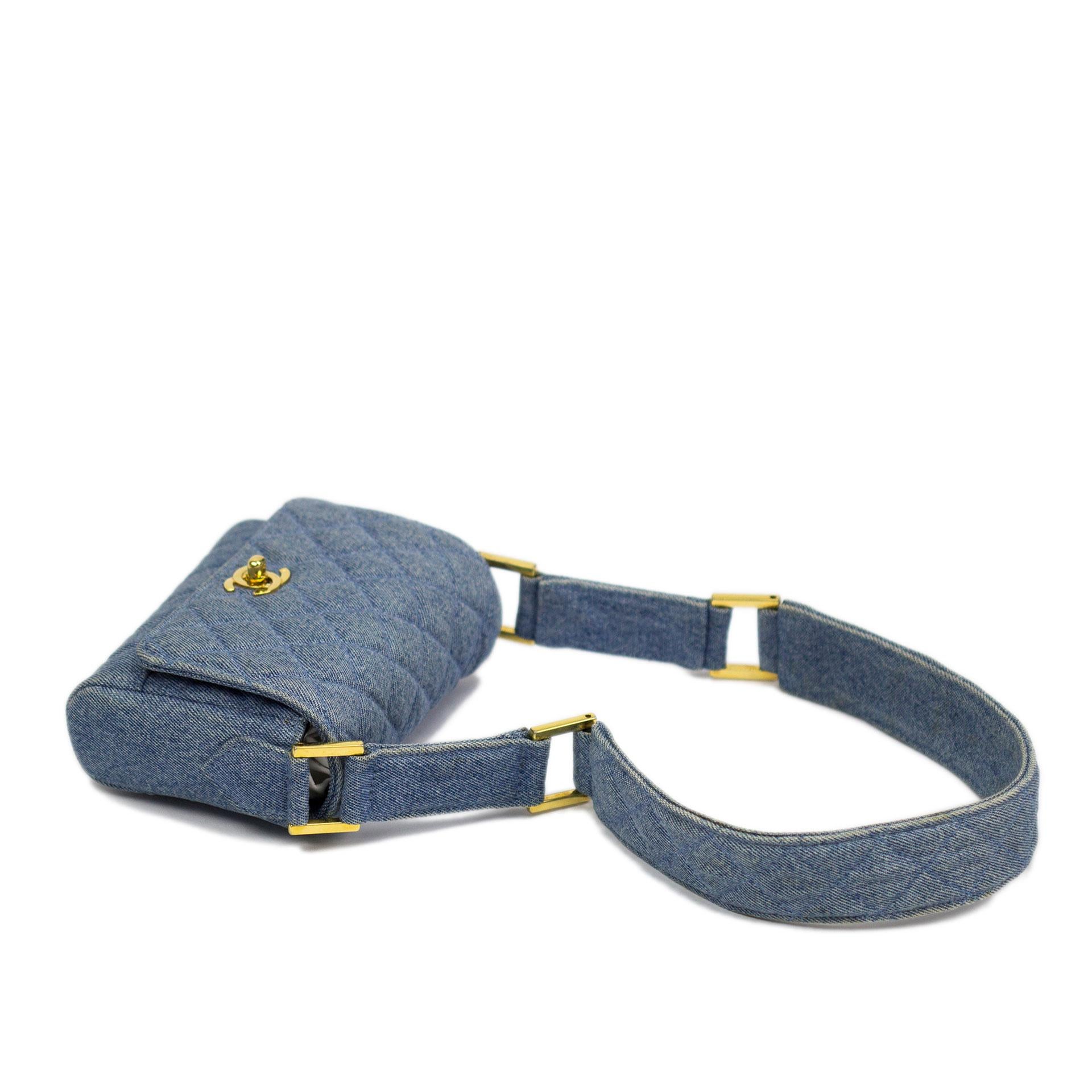 Chanel 1989 Vintage Runway Blue Jean Denim Micro Mini Classic Flap Bag For Sale 1