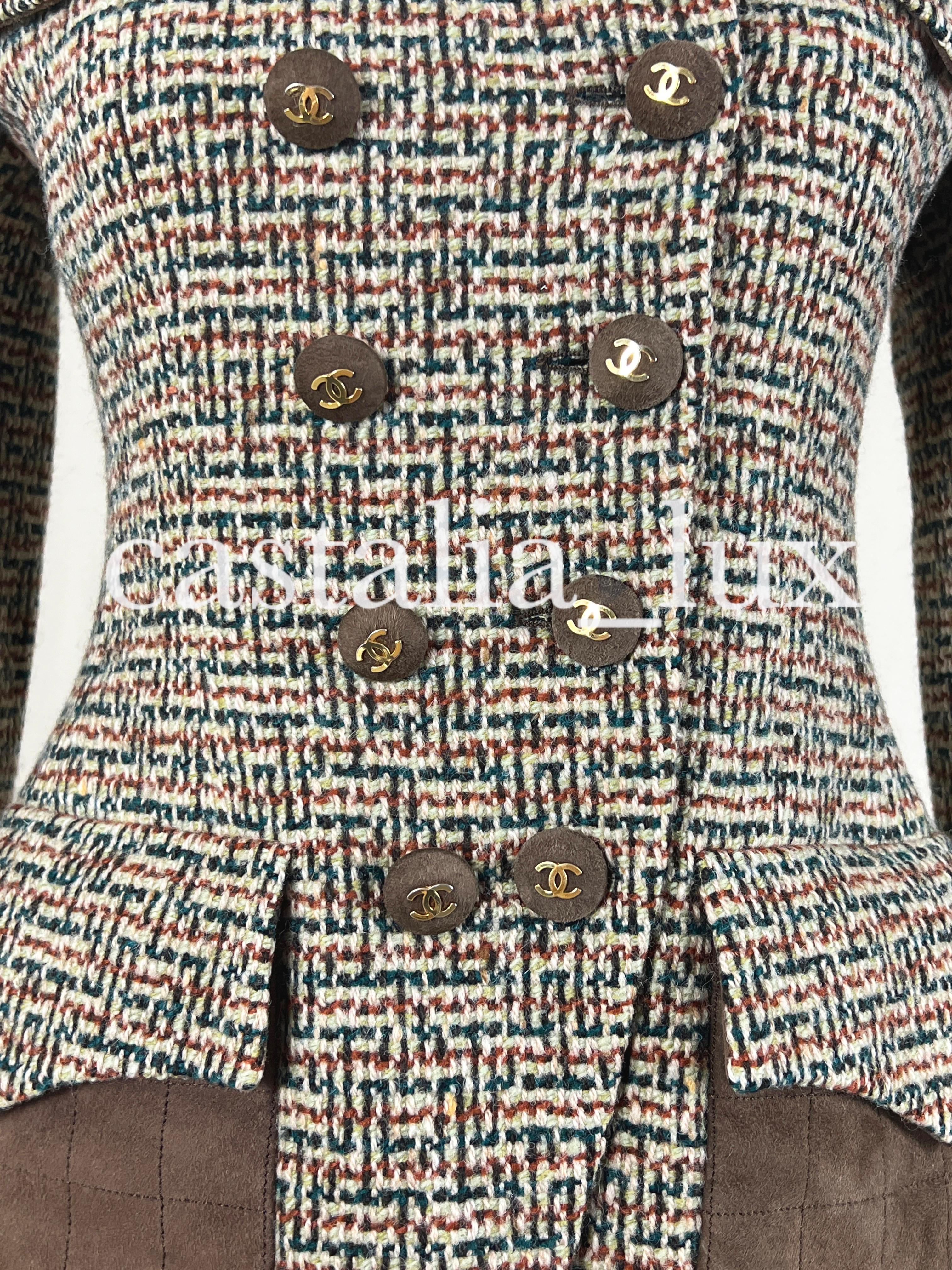 Chanel 1990 Iconic Old English Style Tweed Jacket 10
