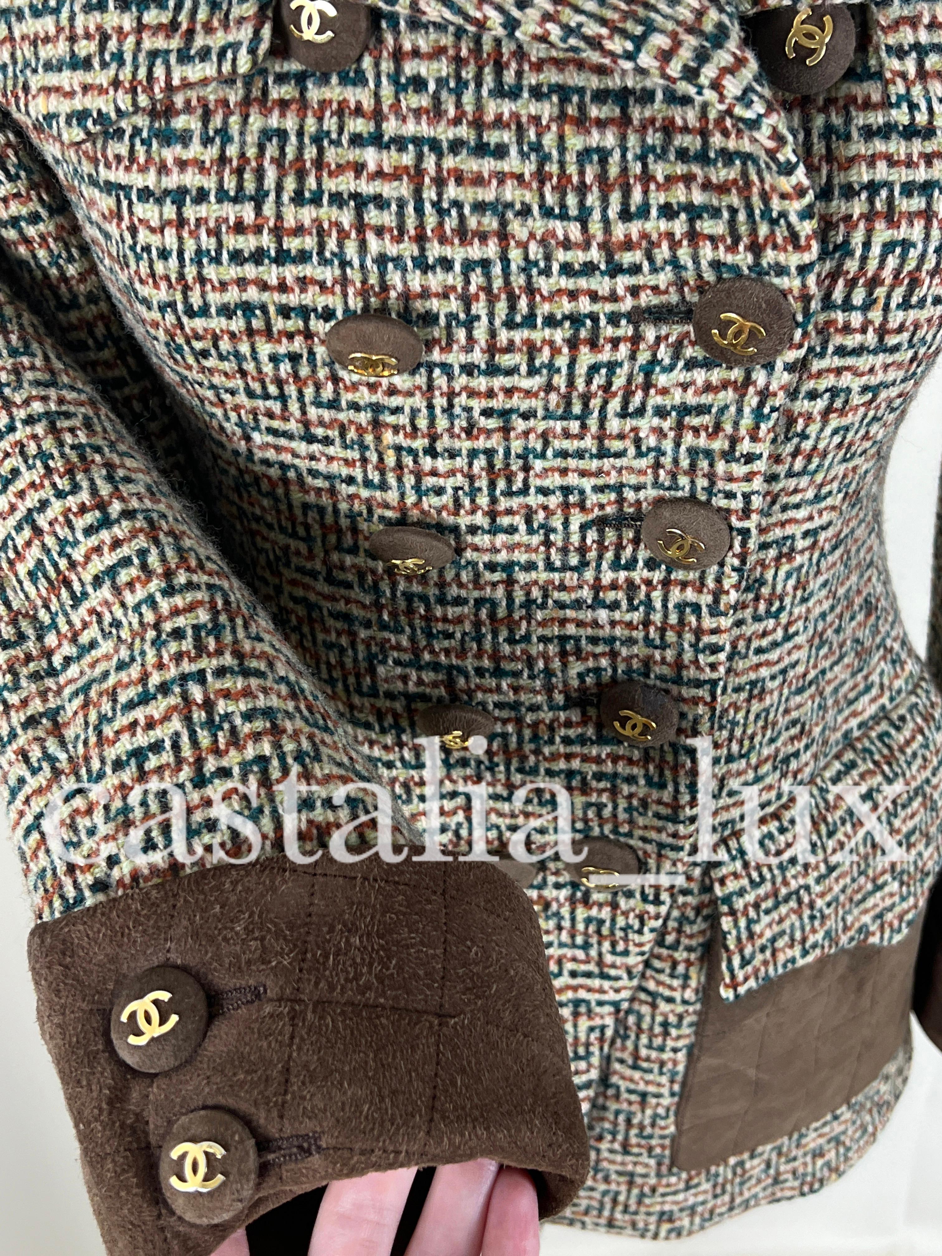 Chanel 1990 Iconic Old English Style Tweed Jacket 11