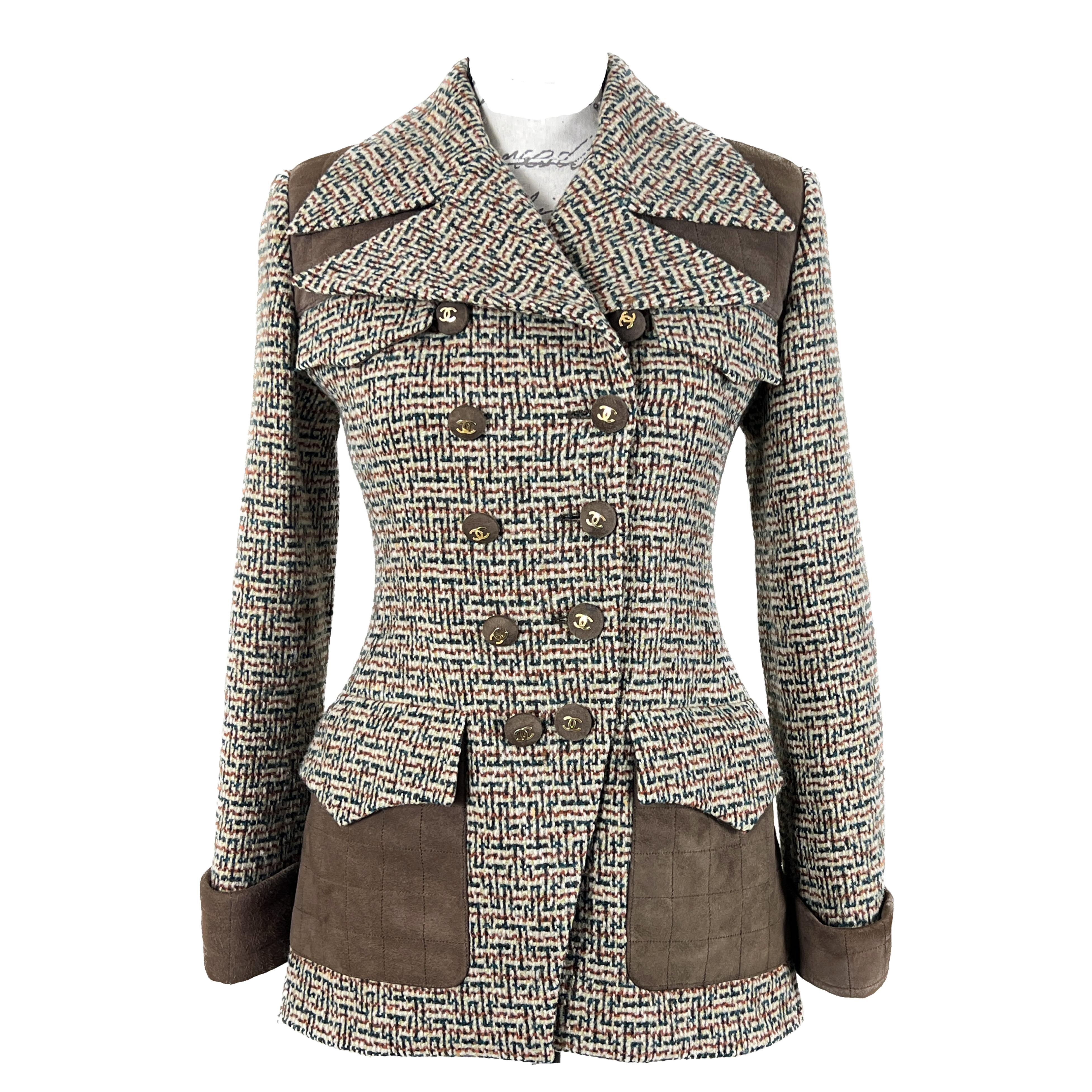 Chanel 1990 Iconic Old English Style Tweed Jacket