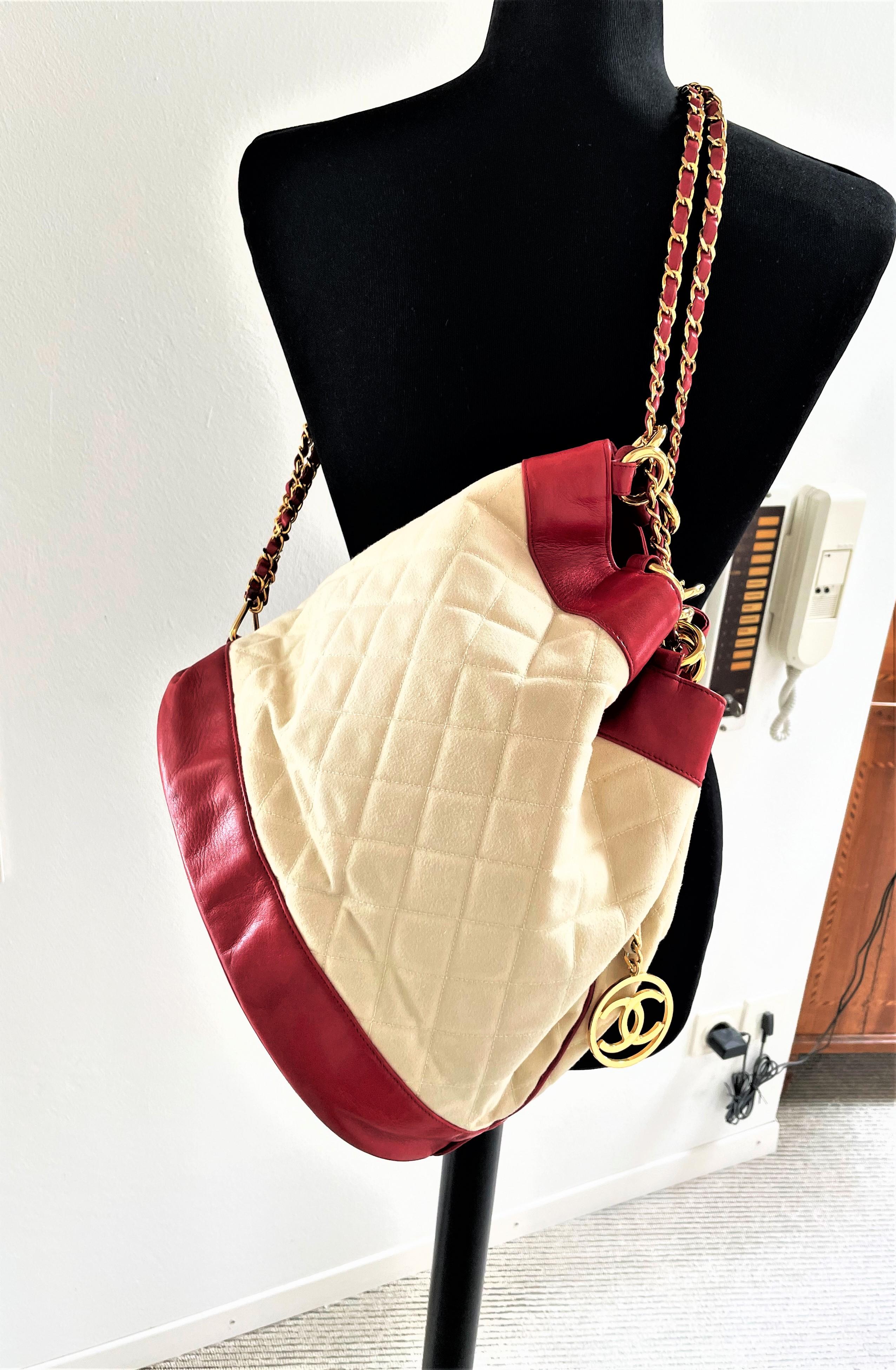 Chanel 1990 red lambskin and canvas crossbody bag, iconic leather chain, France For Sale 1