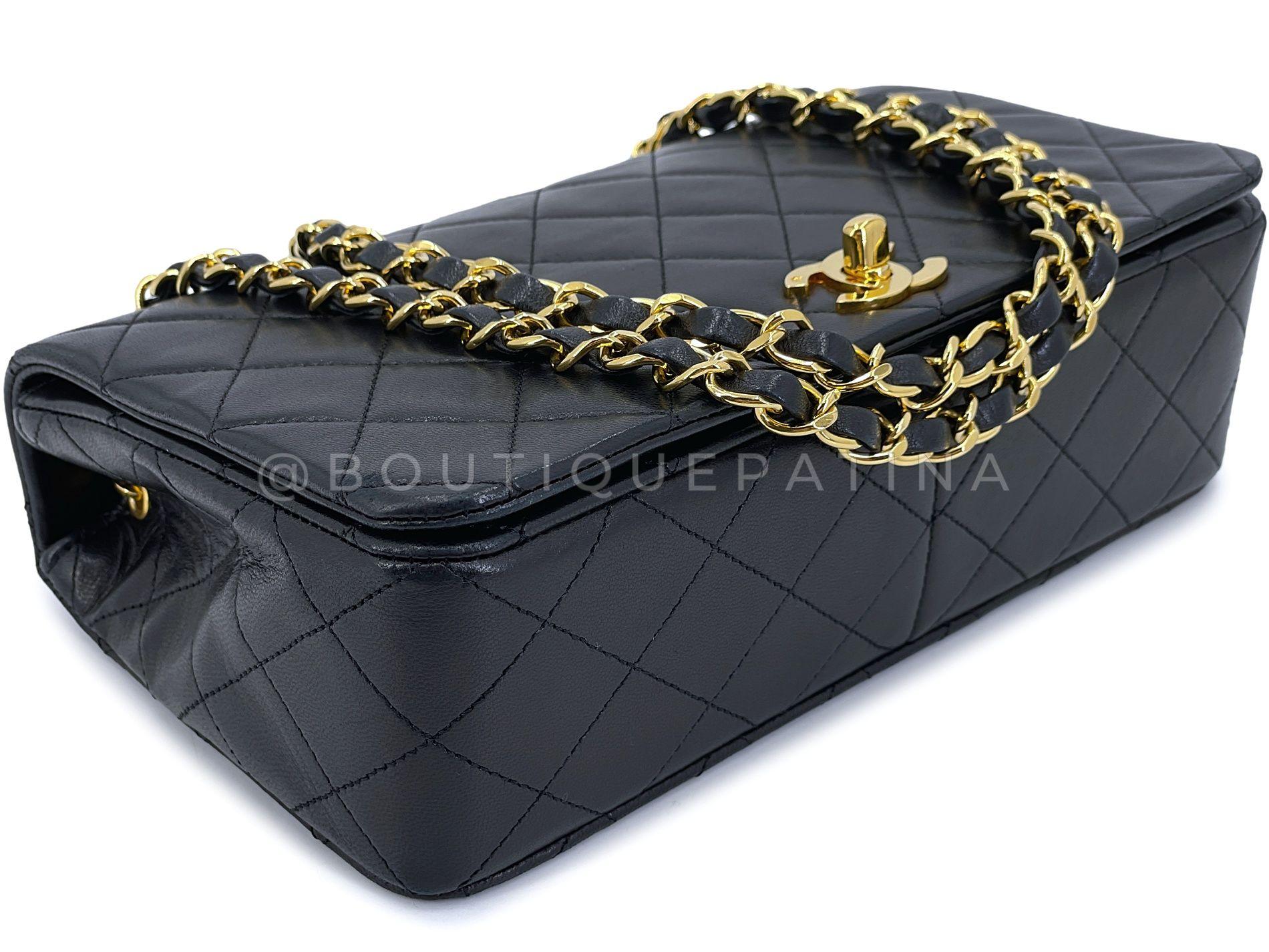 Chanel 1990 Vintage Black Lambskin Medium Full Flap Bag 24k GHW 68098 For Sale 3