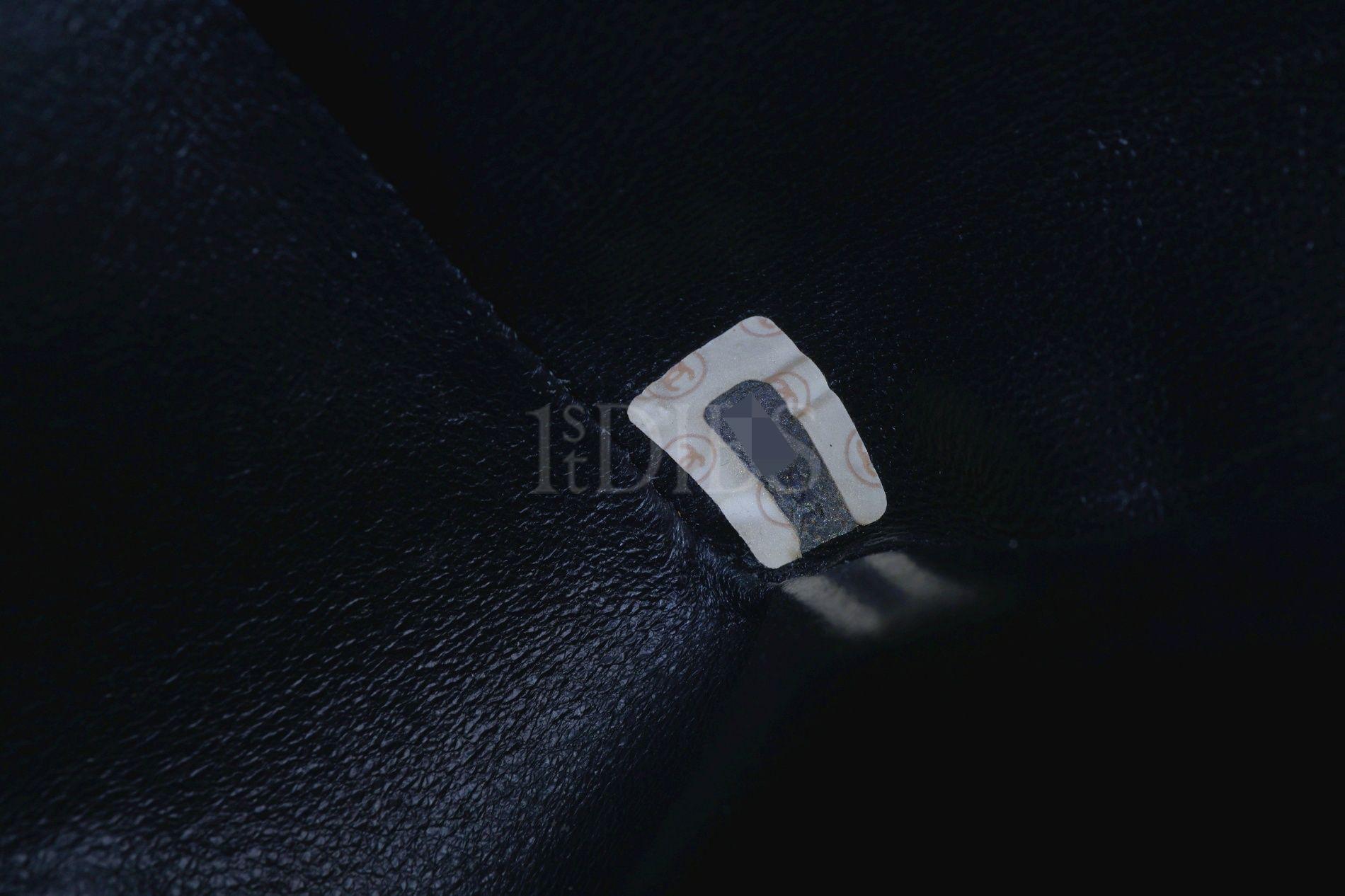 Chanel 1990 Vintage Azul Denim Bolso con Solapa 24k GHW 68206 en venta 8