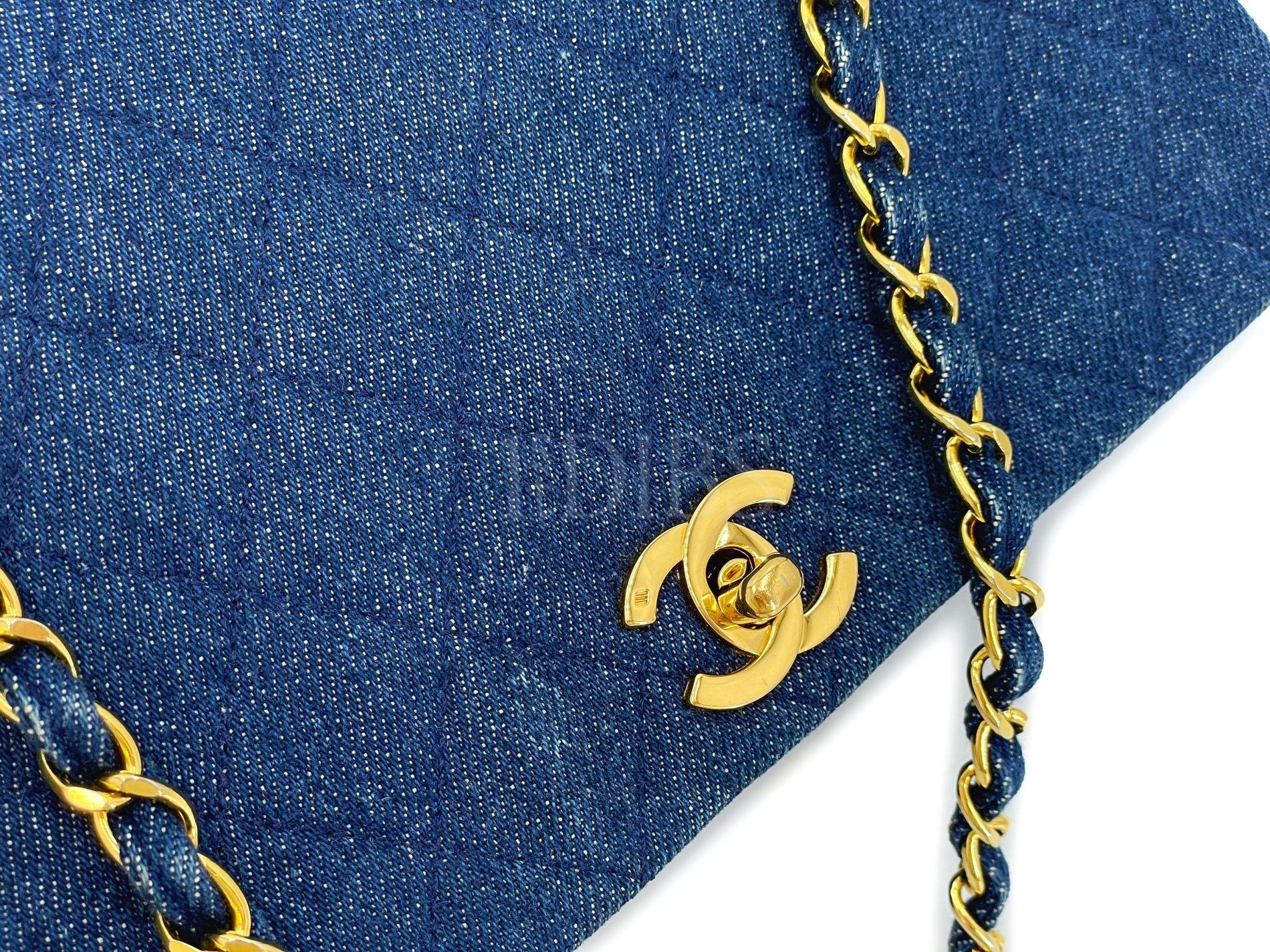Chanel 1990 Vintage Azul Denim Bolso con Solapa 24k GHW 68206 en venta 4