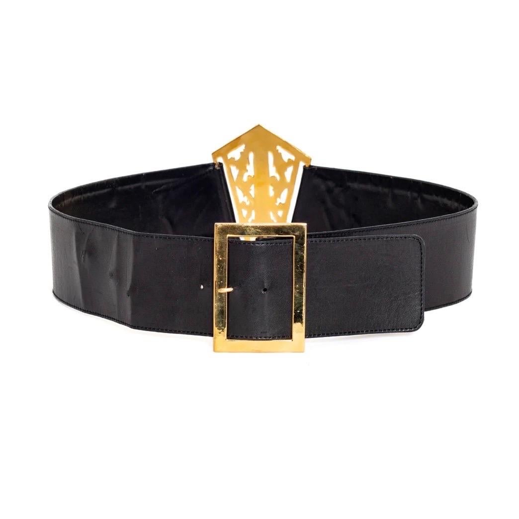 Chanel 1990s Black Leather 24k Gold Plated Filigree Belt For Sale 1