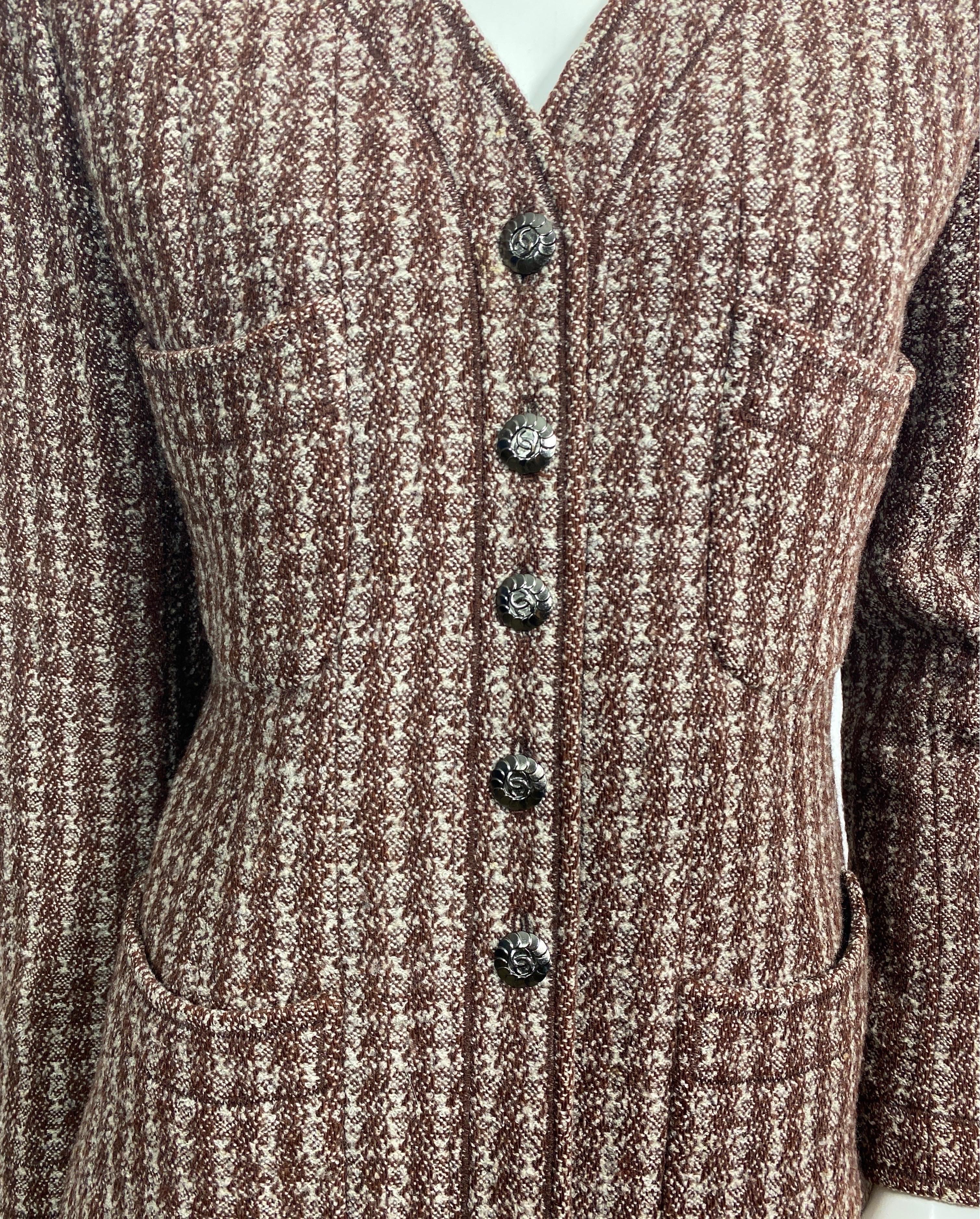 Chanel 1990’s Brown and Crème Wool Nailshead Tweed Skirt Suit-size 36 For Sale 1