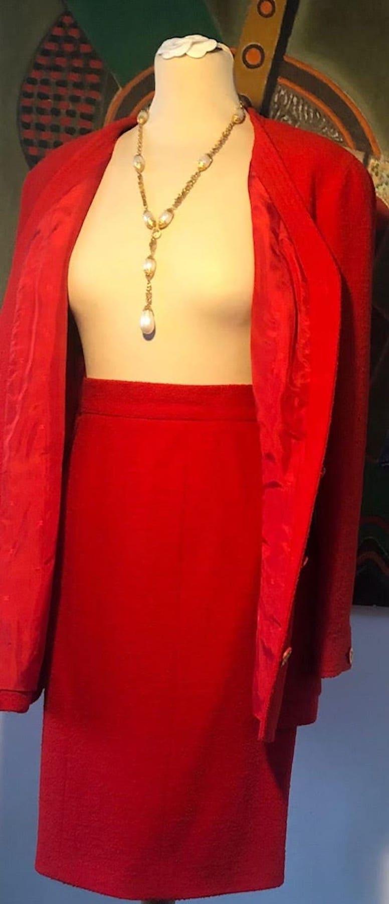 CHANEL 1990 CC-Buttons Single-Breasted Jacket Suit Red Tweed Bouclé 5