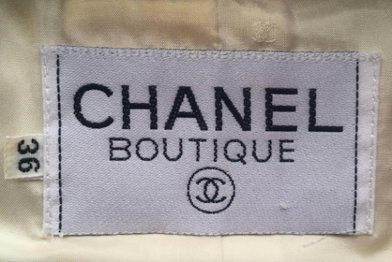 Chanel 1990s Cream Silk Suit with Red Ribbon Grosgrain Trim 2